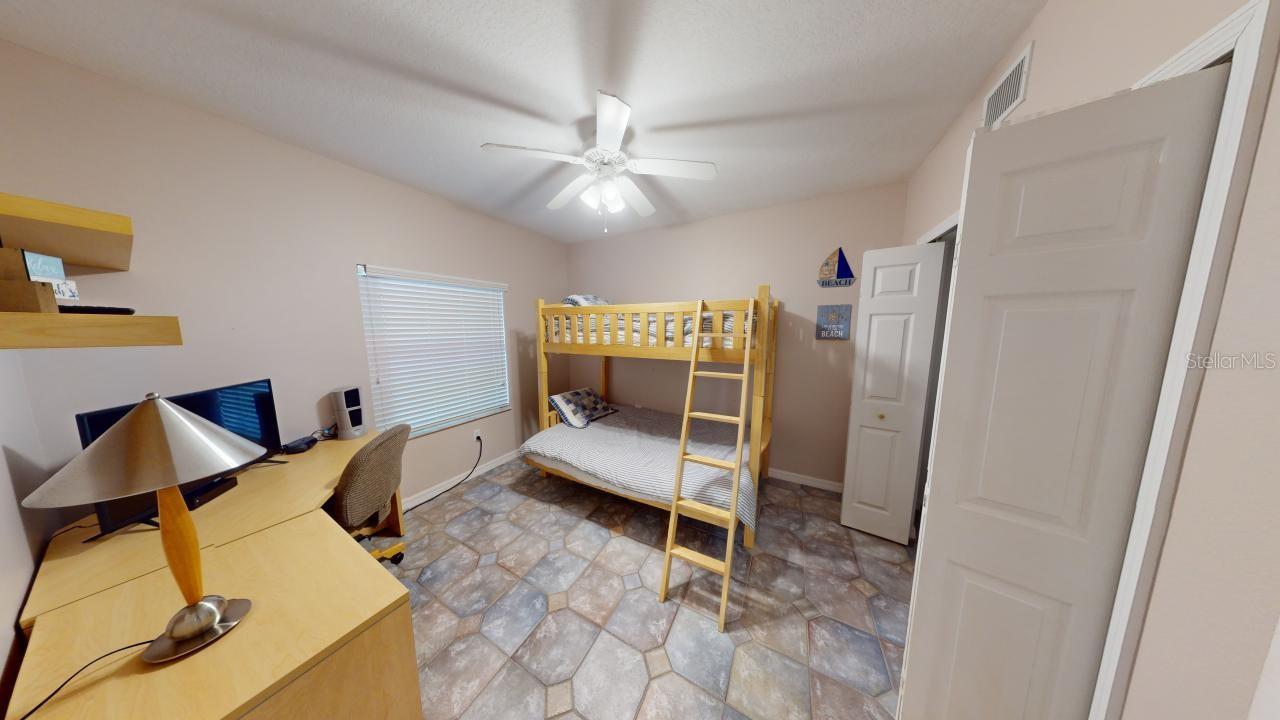 Image 12 of 44 For 5300 Atlantic Avenue 23003