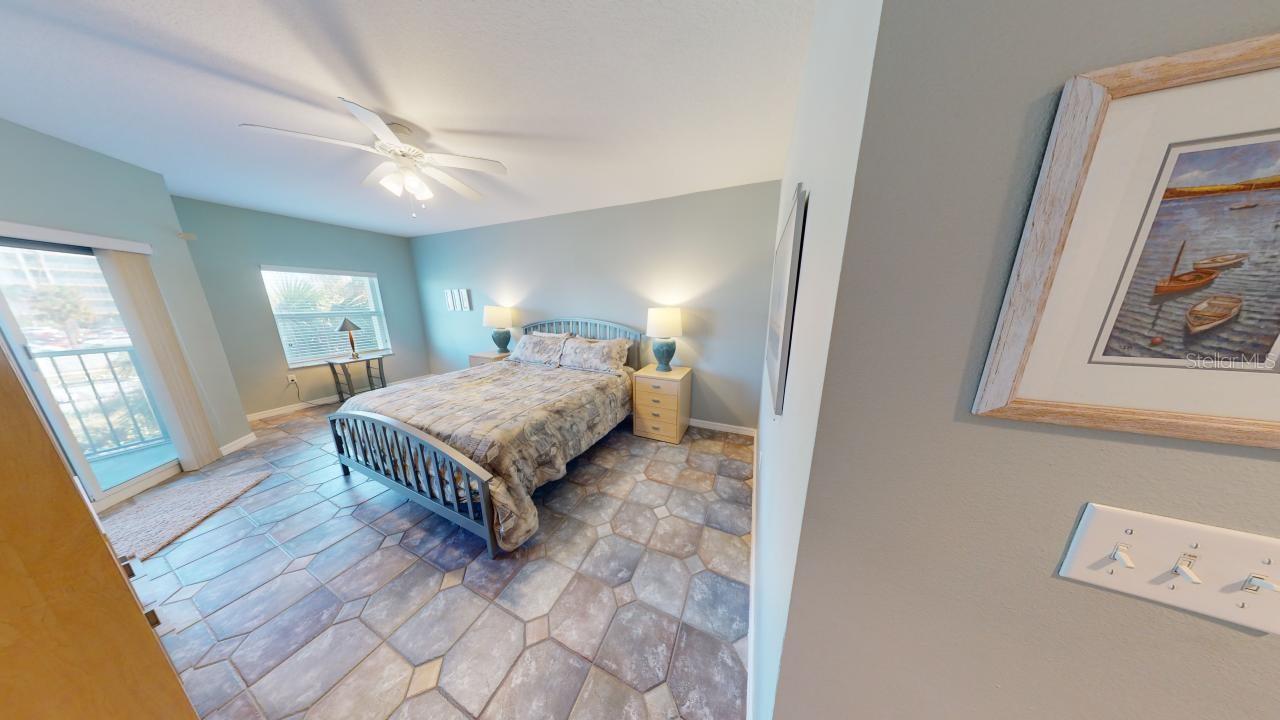 Image 17 of 44 For 5300 Atlantic Avenue 23003