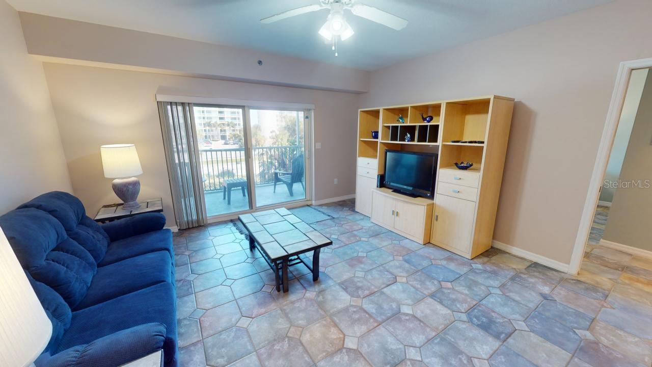 Image 2 of 44 For 5300 Atlantic Avenue 23003