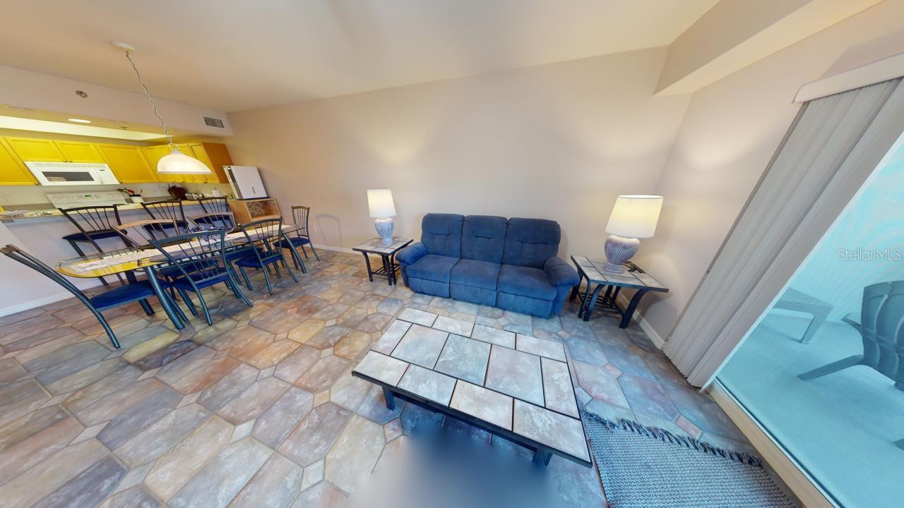 Image 22 of 44 For 5300 Atlantic Avenue 23003