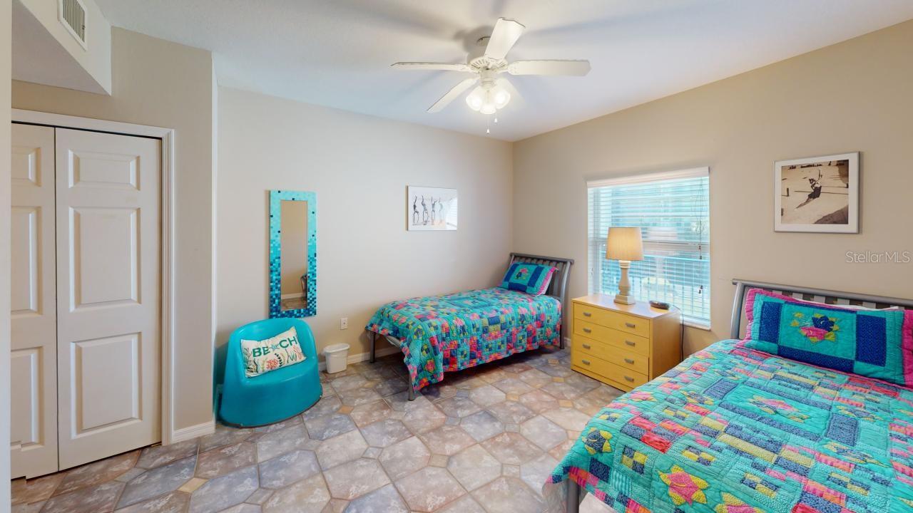 Image 28 of 44 For 5300 Atlantic Avenue 23003