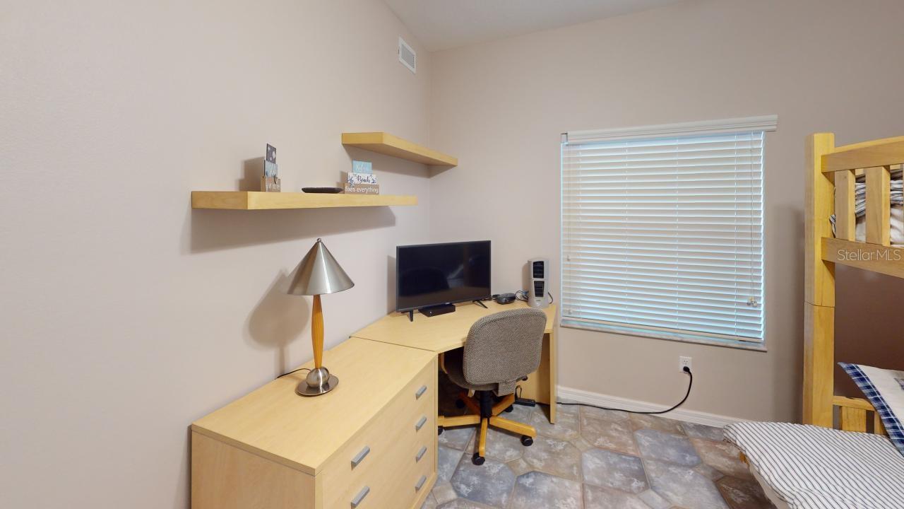 Image 31 of 44 For 5300 Atlantic Avenue 23003