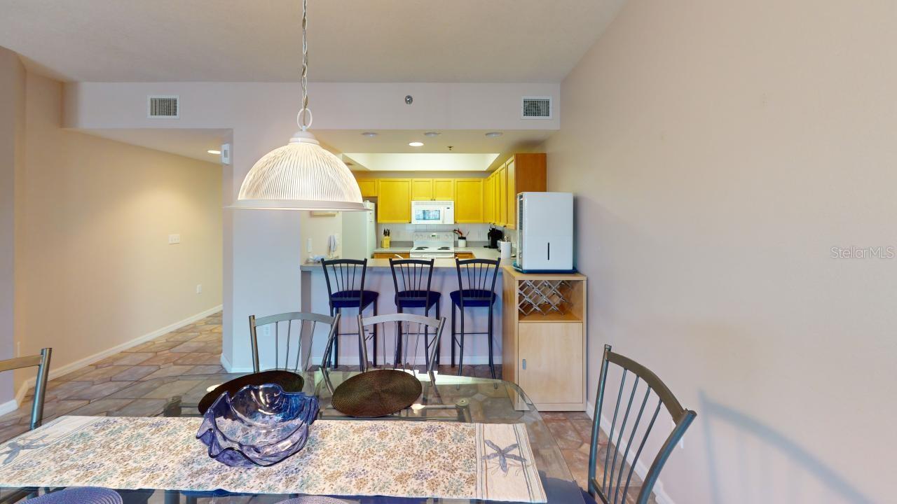 Image 34 of 44 For 5300 Atlantic Avenue 23003