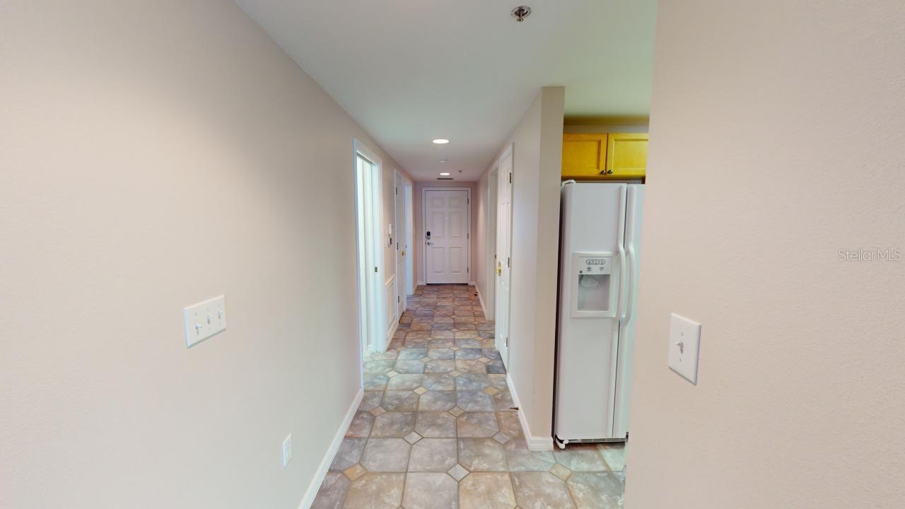 Image 8 of 44 For 5300 Atlantic Avenue 23003