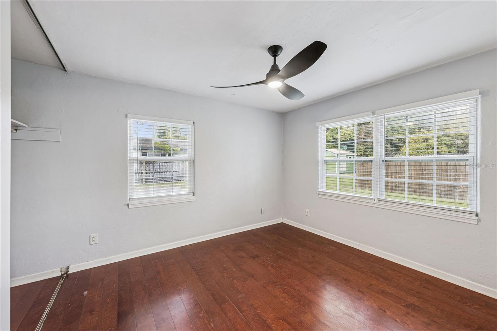 Image 10 of 28 For 1911 Canton Street