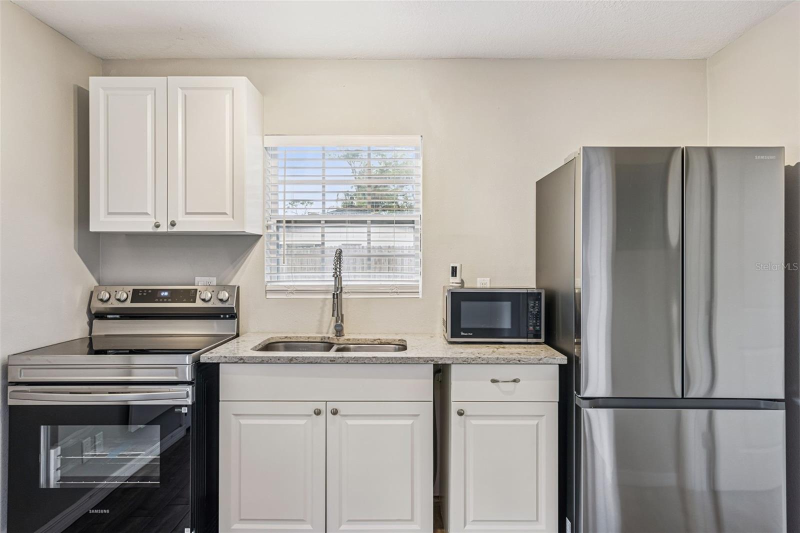 Image 19 of 28 For 1911 Canton Street