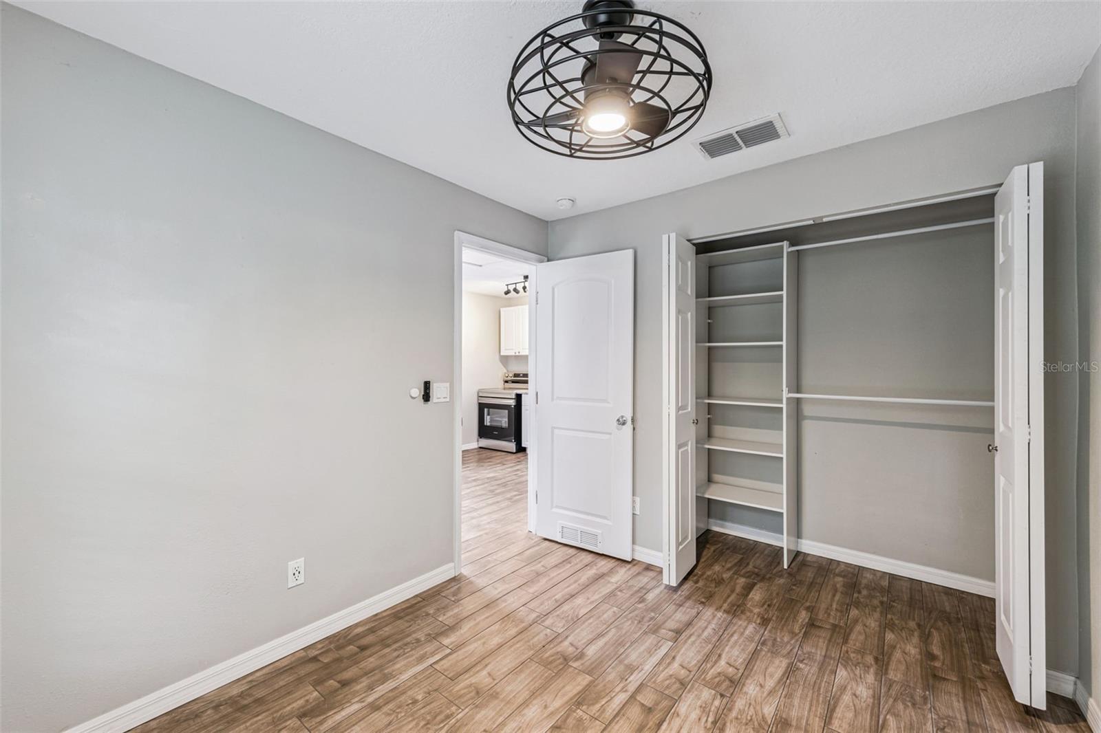 Image 22 of 28 For 1911 Canton Street