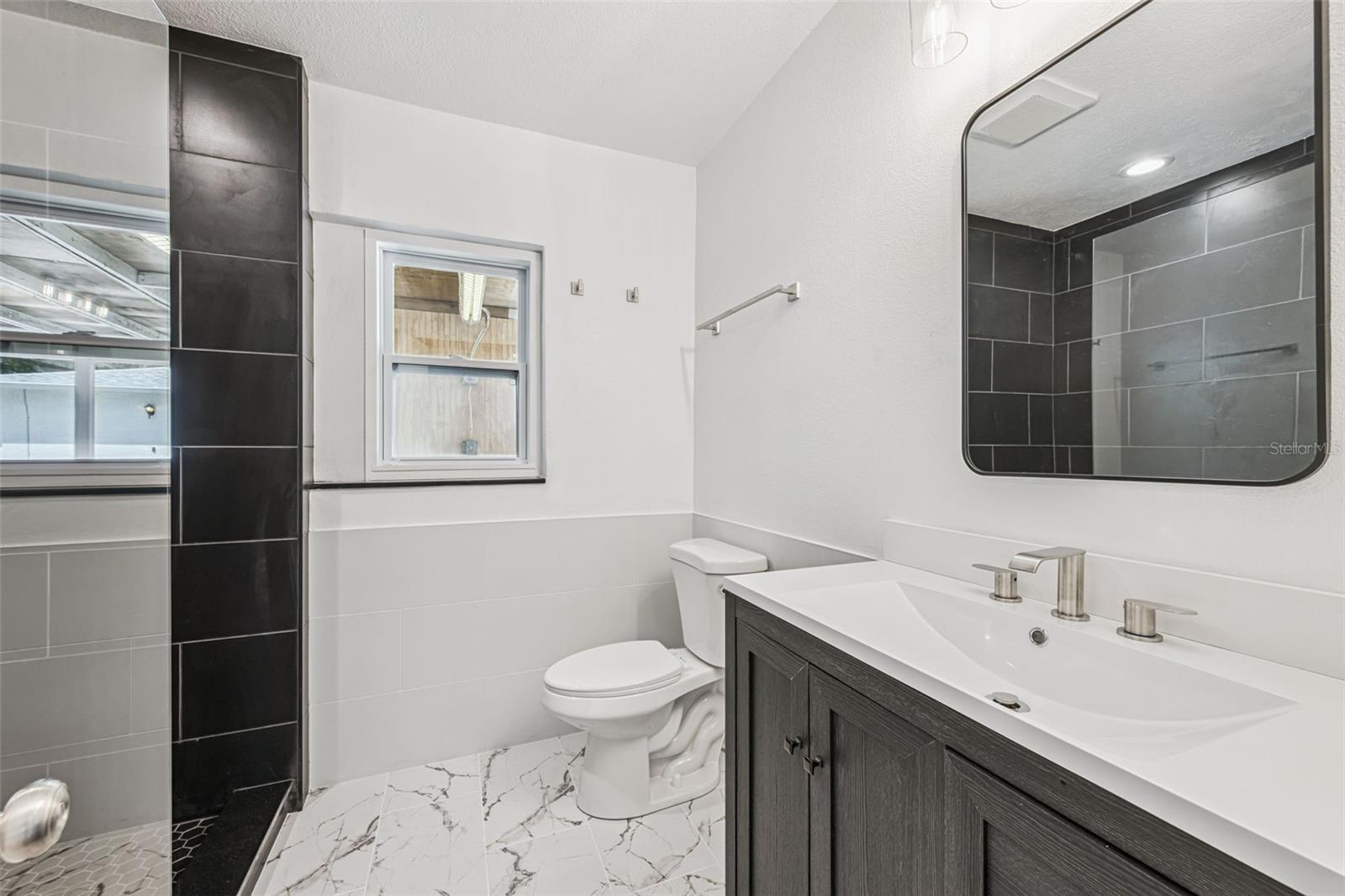 Image 9 of 28 For 1911 Canton Street