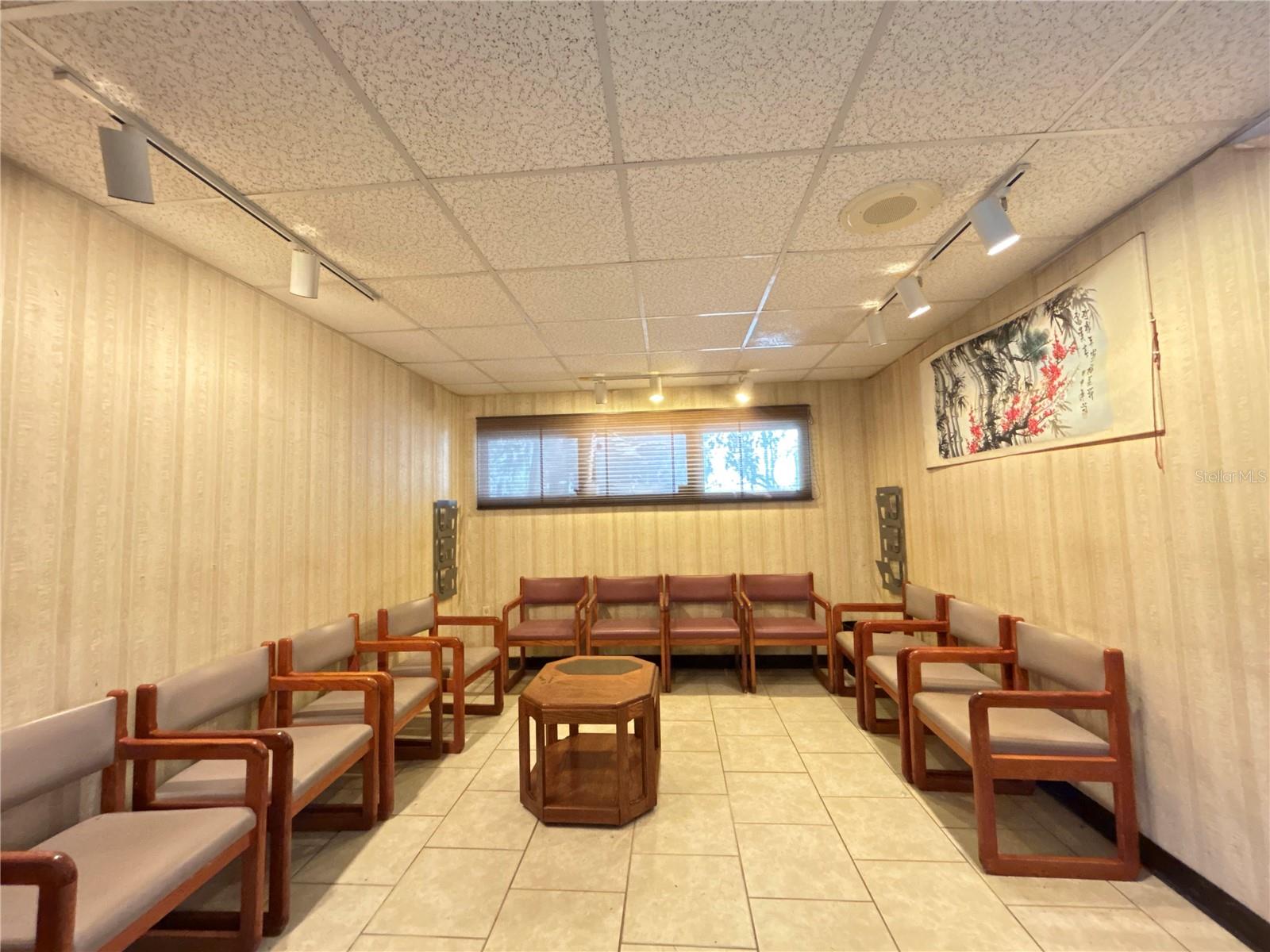 Image 10 of 30 For 404 Perkins Street