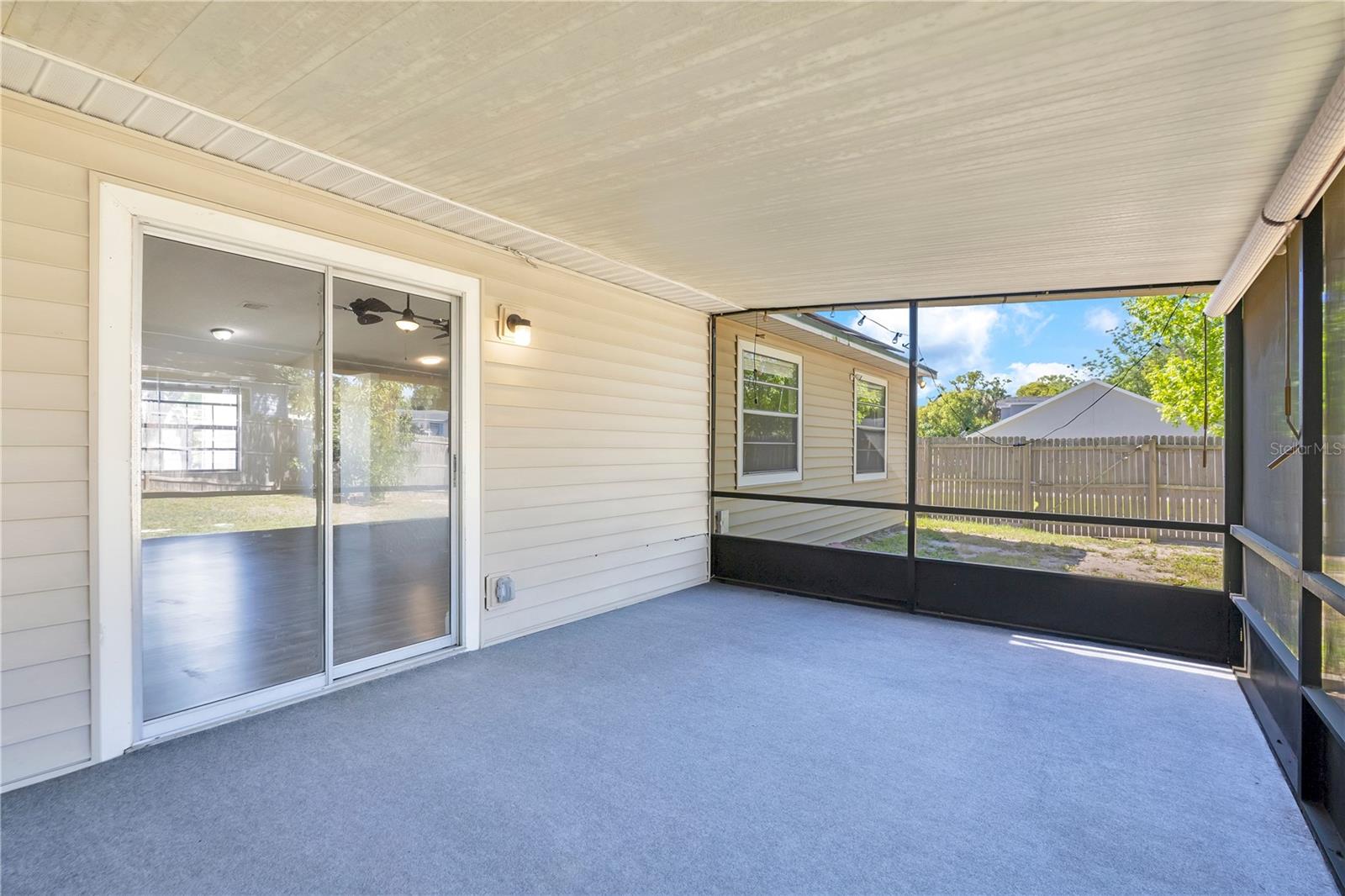 Image 23 of 33 For 370 Lake Avenue