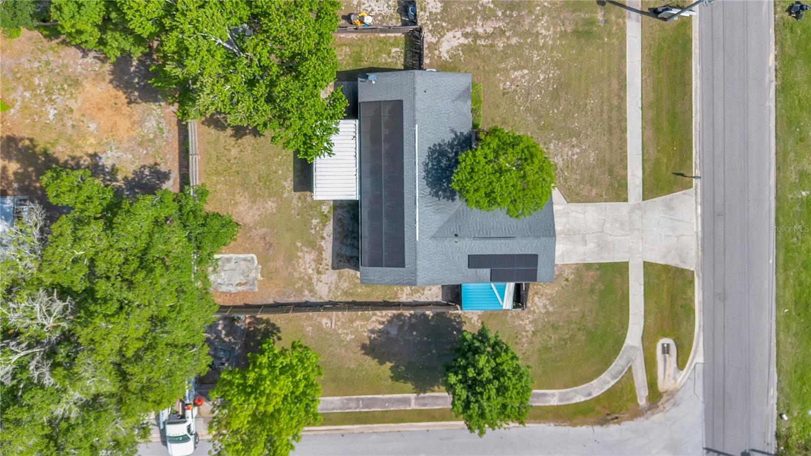 Image 30 of 33 For 370 Lake Avenue