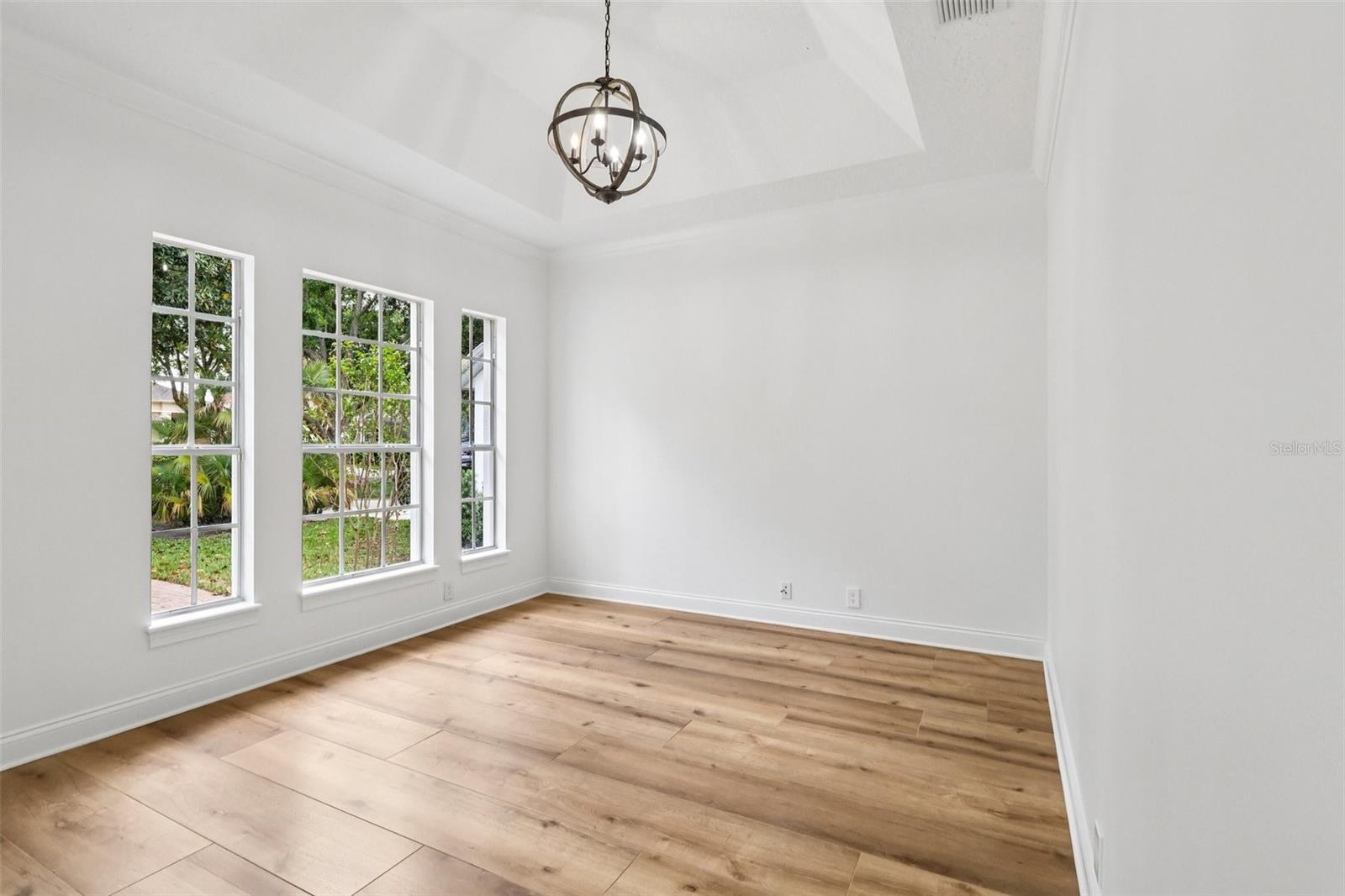 Image 9 of 36 For 11455 Claymont Cir