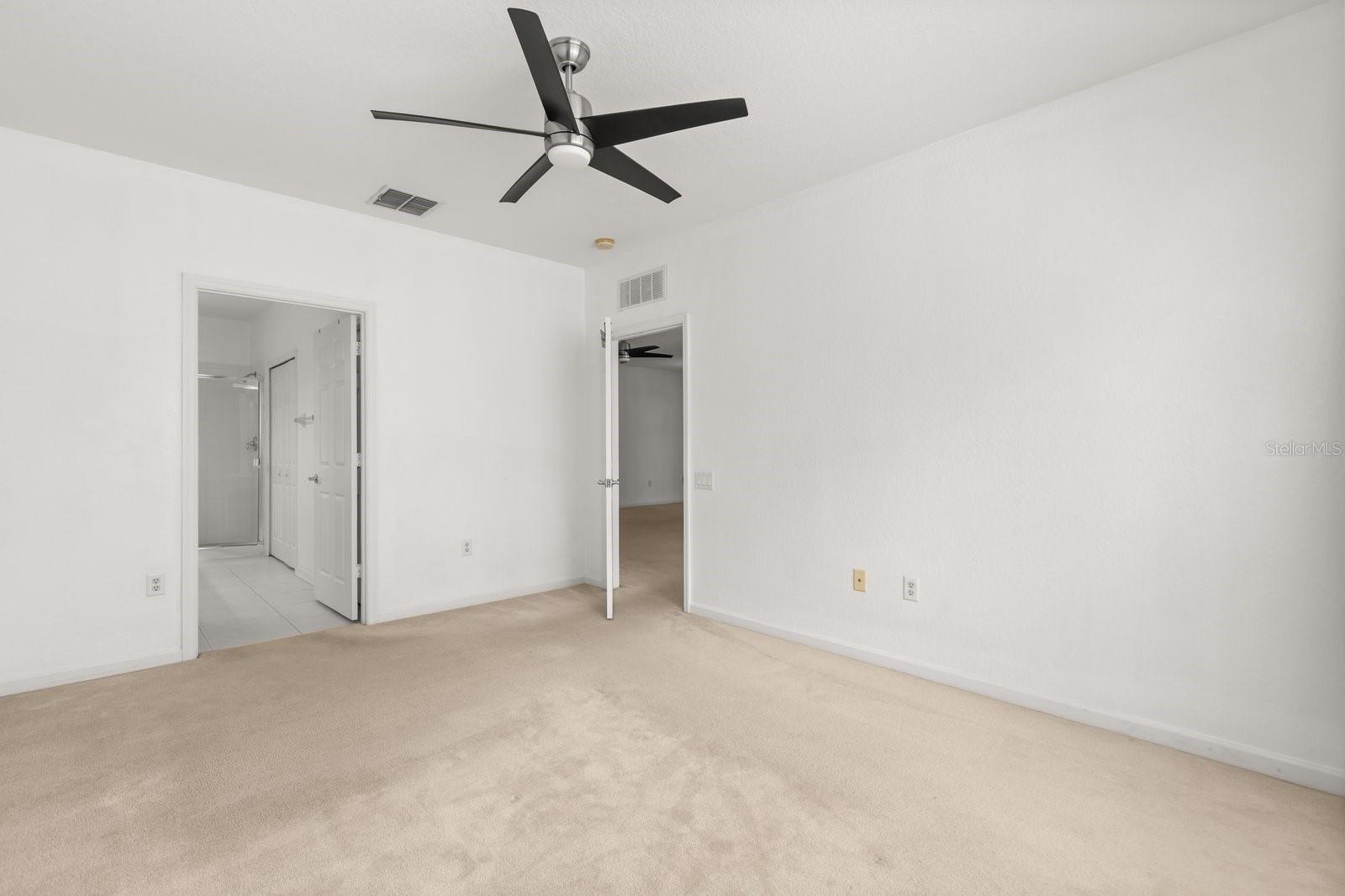 Image 17 of 22 For 409 Hilgard Cove 106