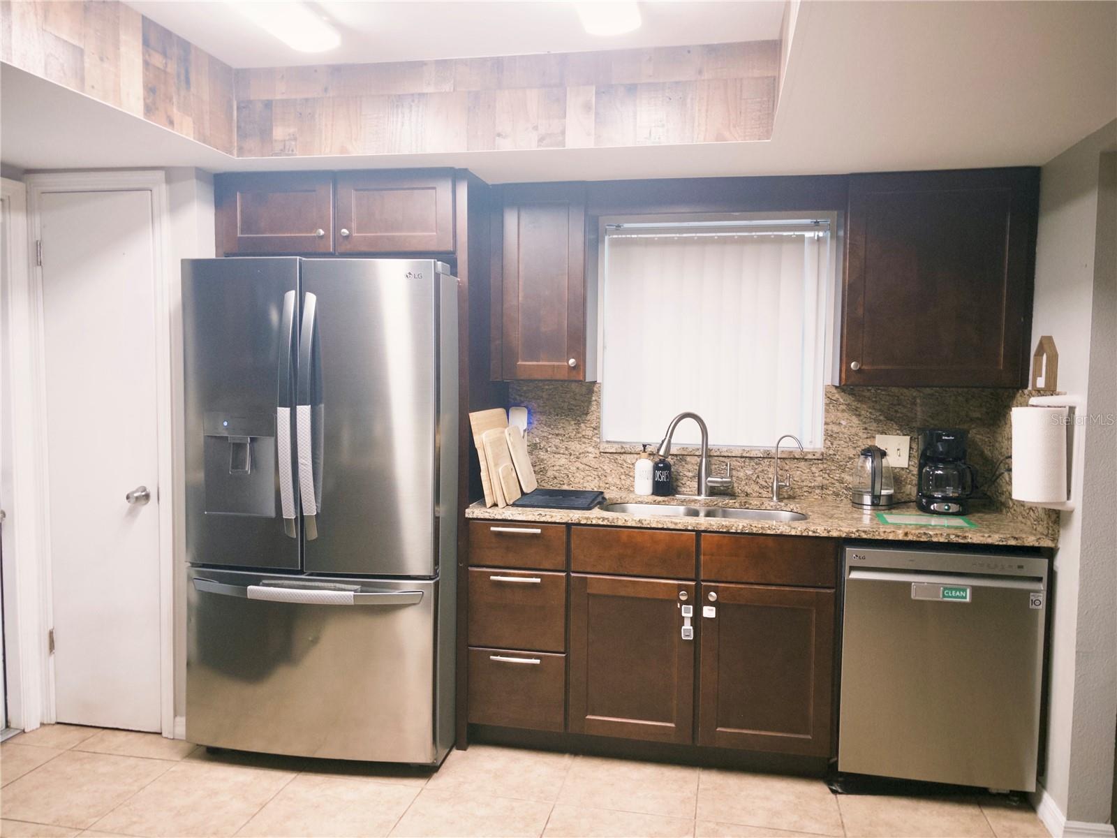 Image 14 of 44 For 1330 Sweetwood Boulevard