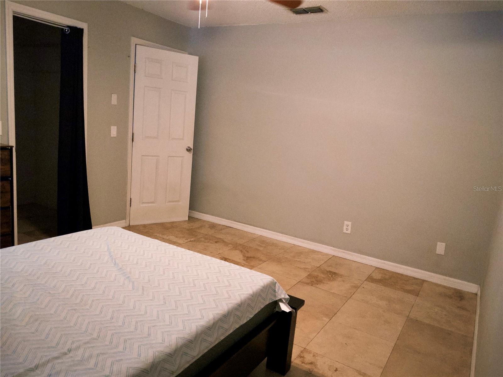 Image 17 of 44 For 1330 Sweetwood Boulevard