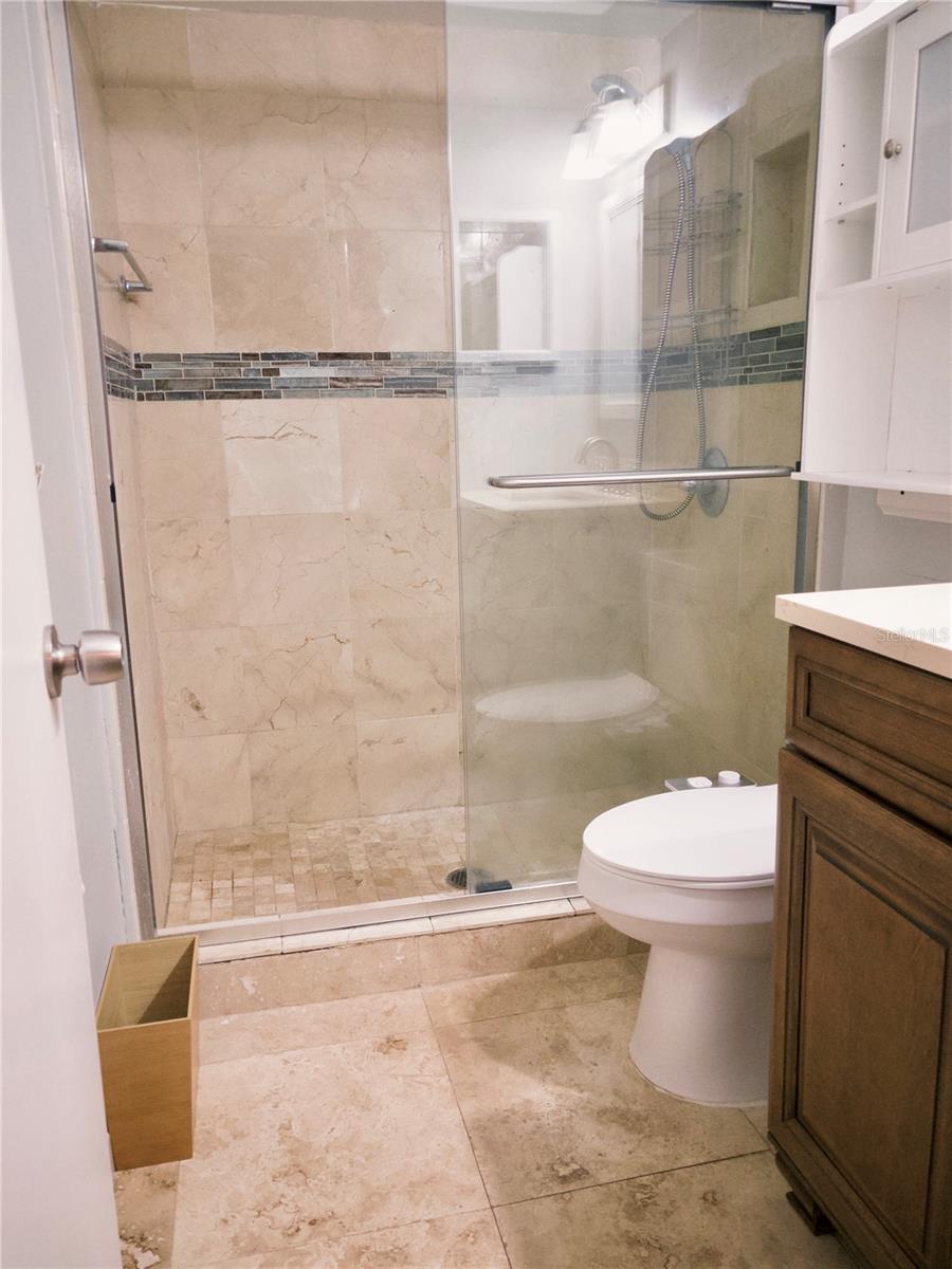 Image 19 of 44 For 1330 Sweetwood Boulevard