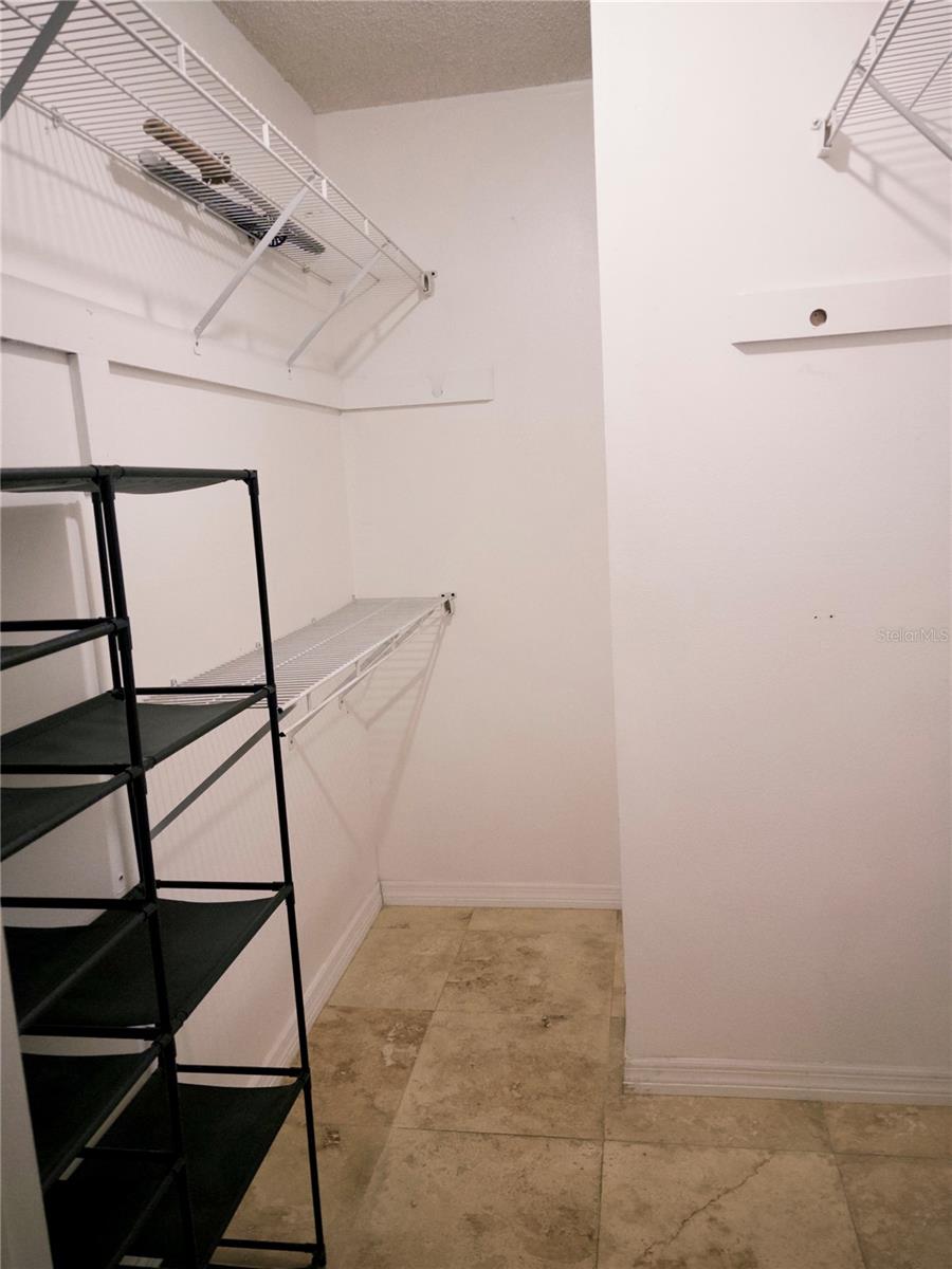 Image 20 of 44 For 1330 Sweetwood Boulevard