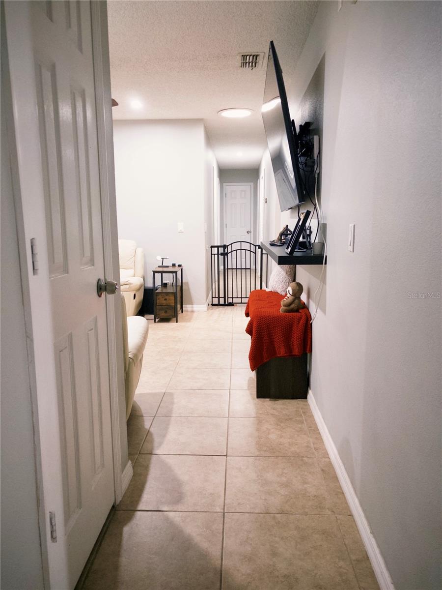 Image 21 of 44 For 1330 Sweetwood Boulevard