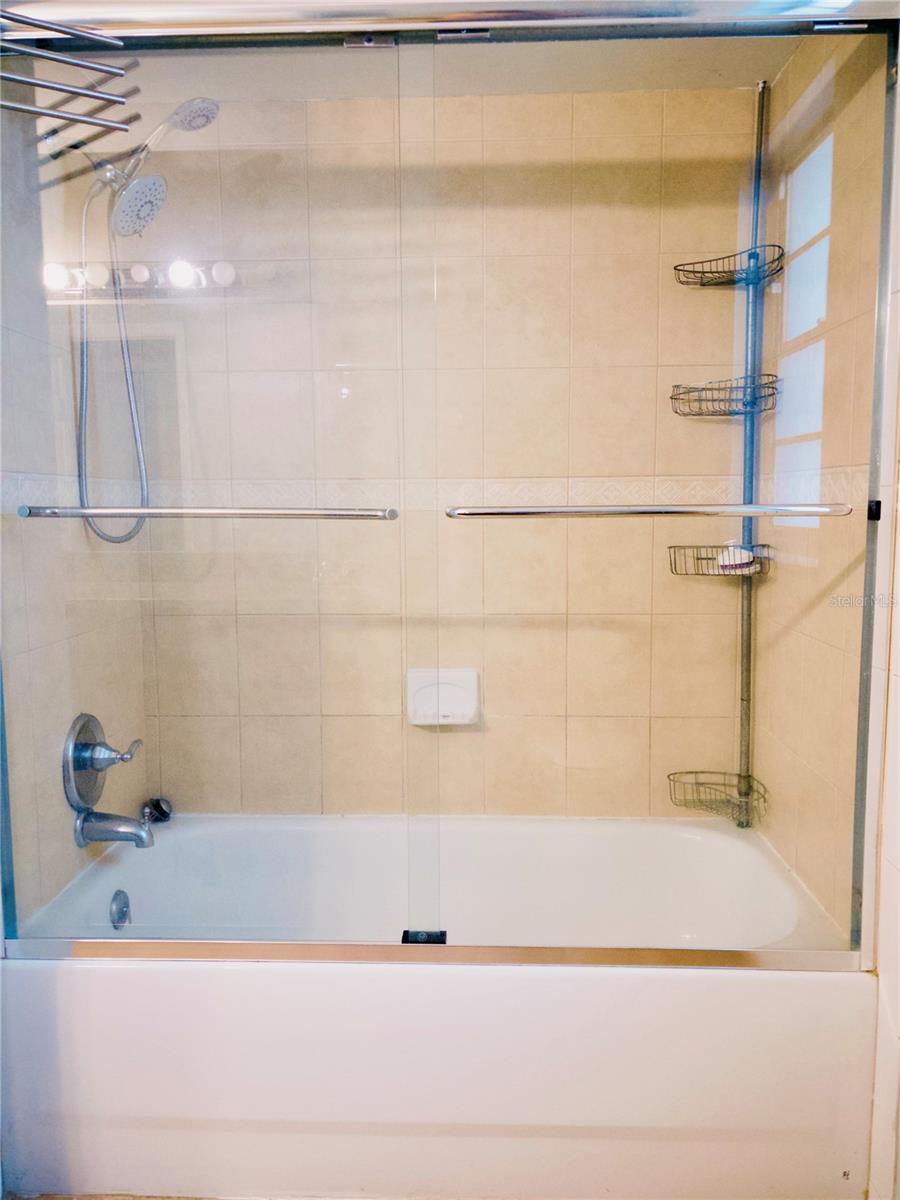 Image 26 of 44 For 1330 Sweetwood Boulevard