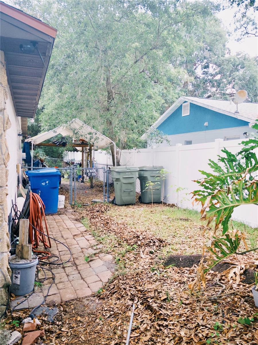 Image 4 of 44 For 1330 Sweetwood Boulevard