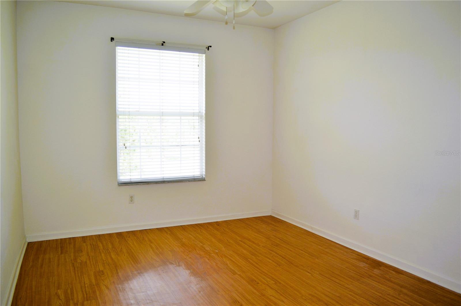 Image 21 of 44 For 13500 Turtle Marsh Loop 832