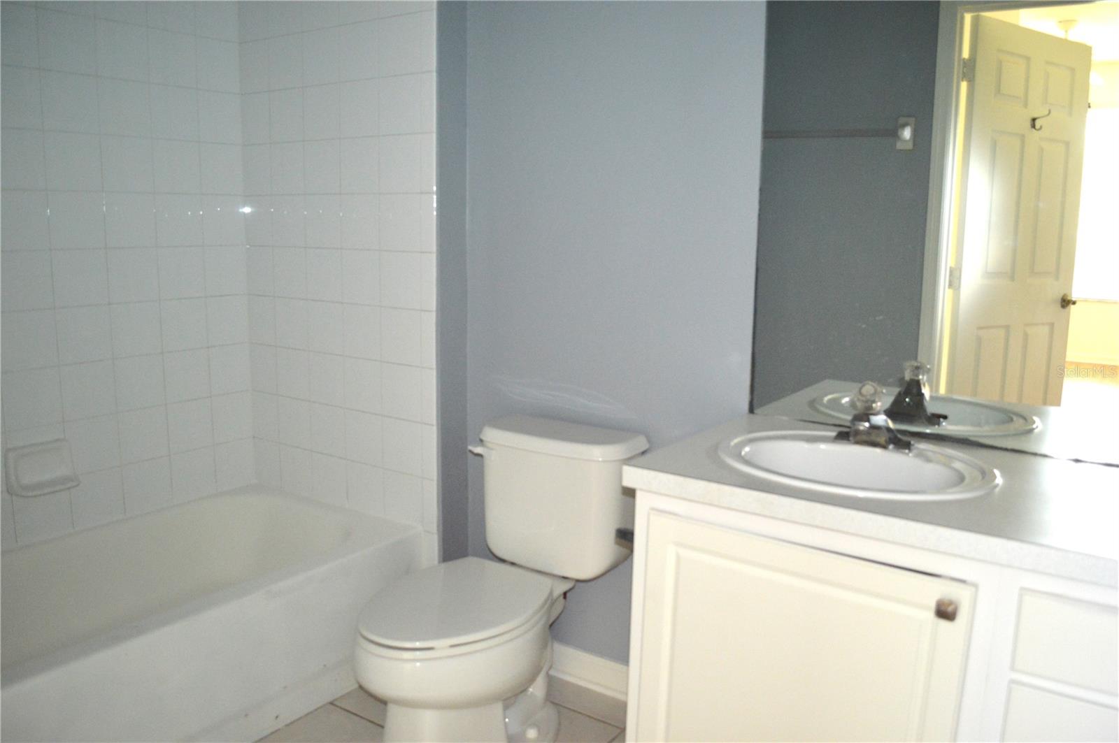 Image 25 of 44 For 13500 Turtle Marsh Loop 832