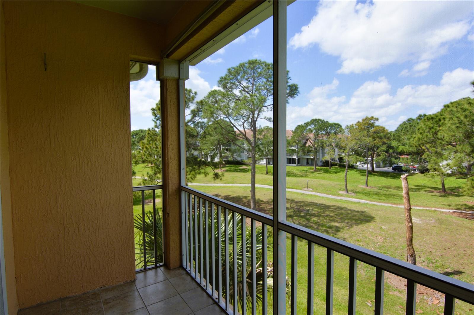 Image 41 of 44 For 13500 Turtle Marsh Loop 832