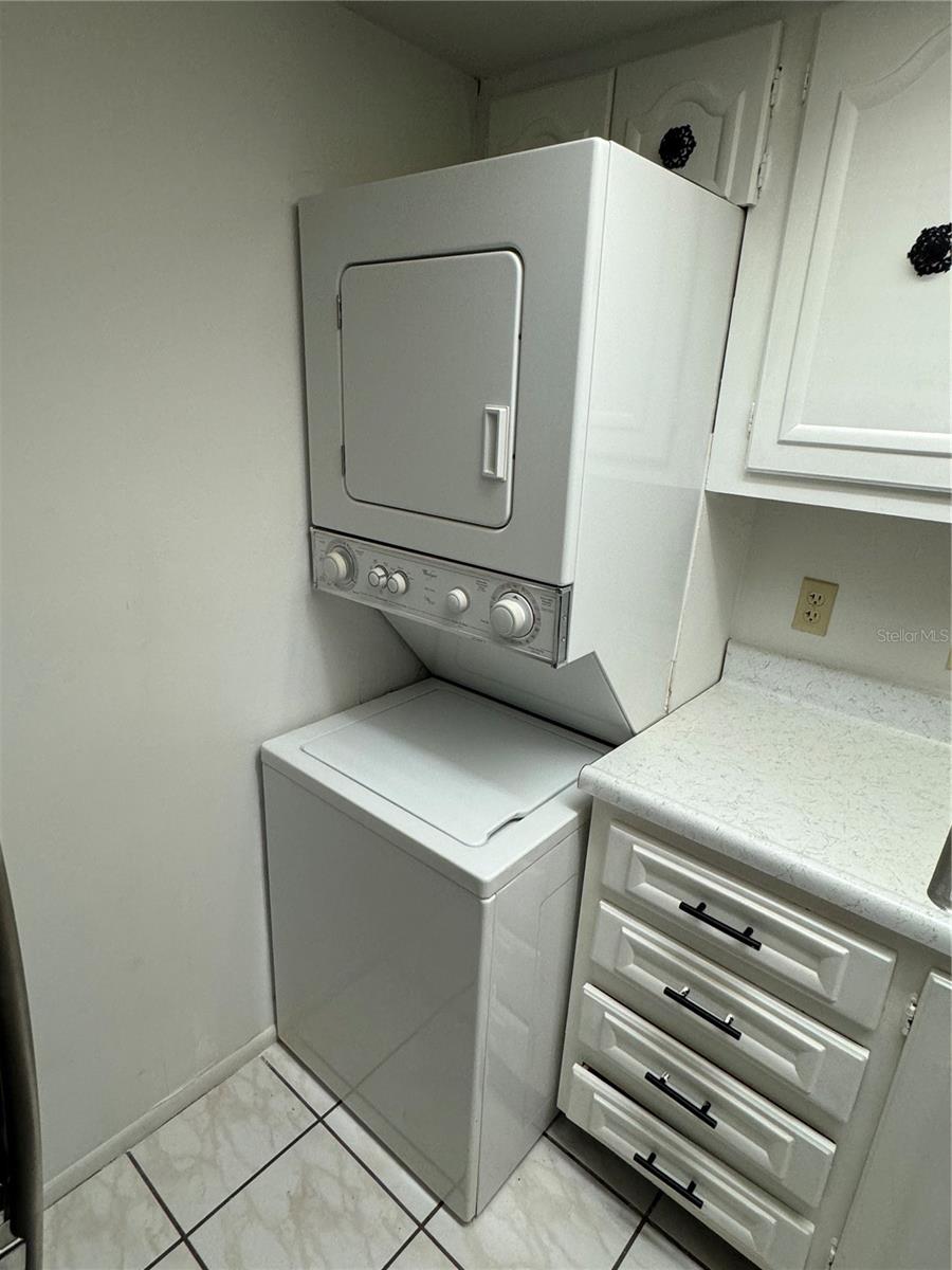 Image 13 of 20 For 700 Airport Boulevard G4