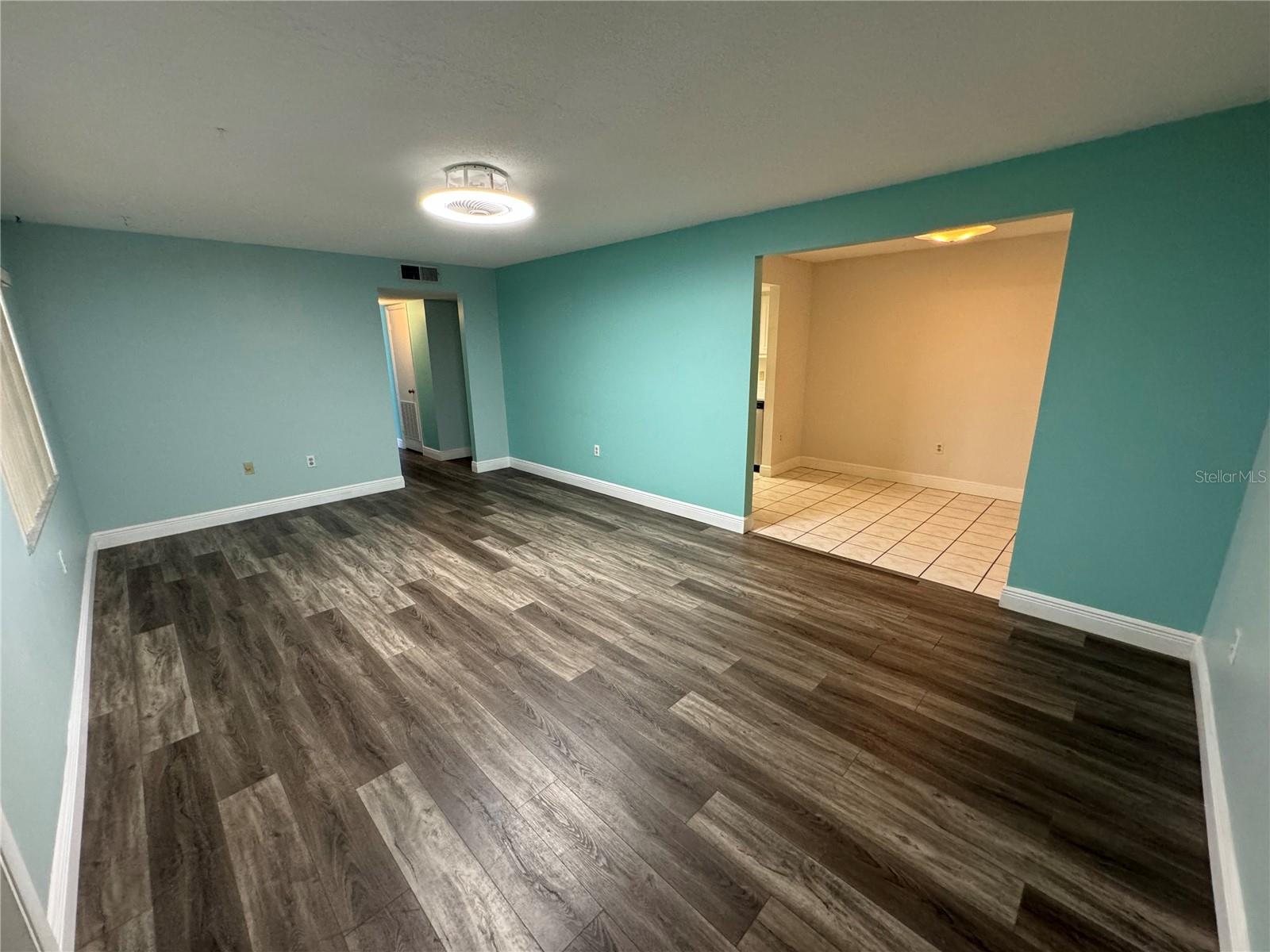 Image 18 of 20 For 700 Airport Boulevard G4