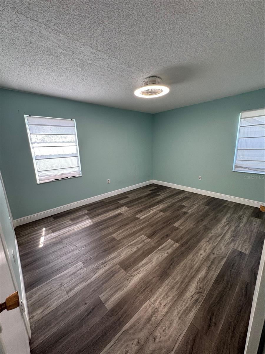 Image 2 of 20 For 700 Airport Boulevard G4