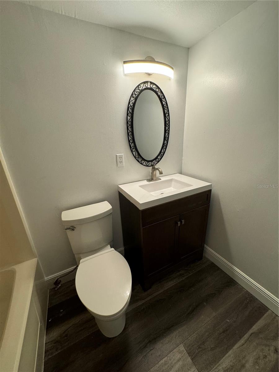 Image 9 of 20 For 700 Airport Boulevard G4