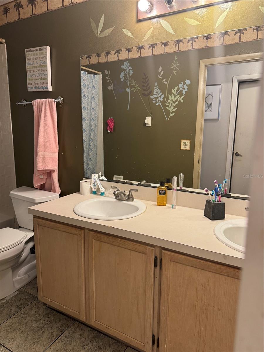 Image 26 of 30 For 7012 Coral Cove Drive