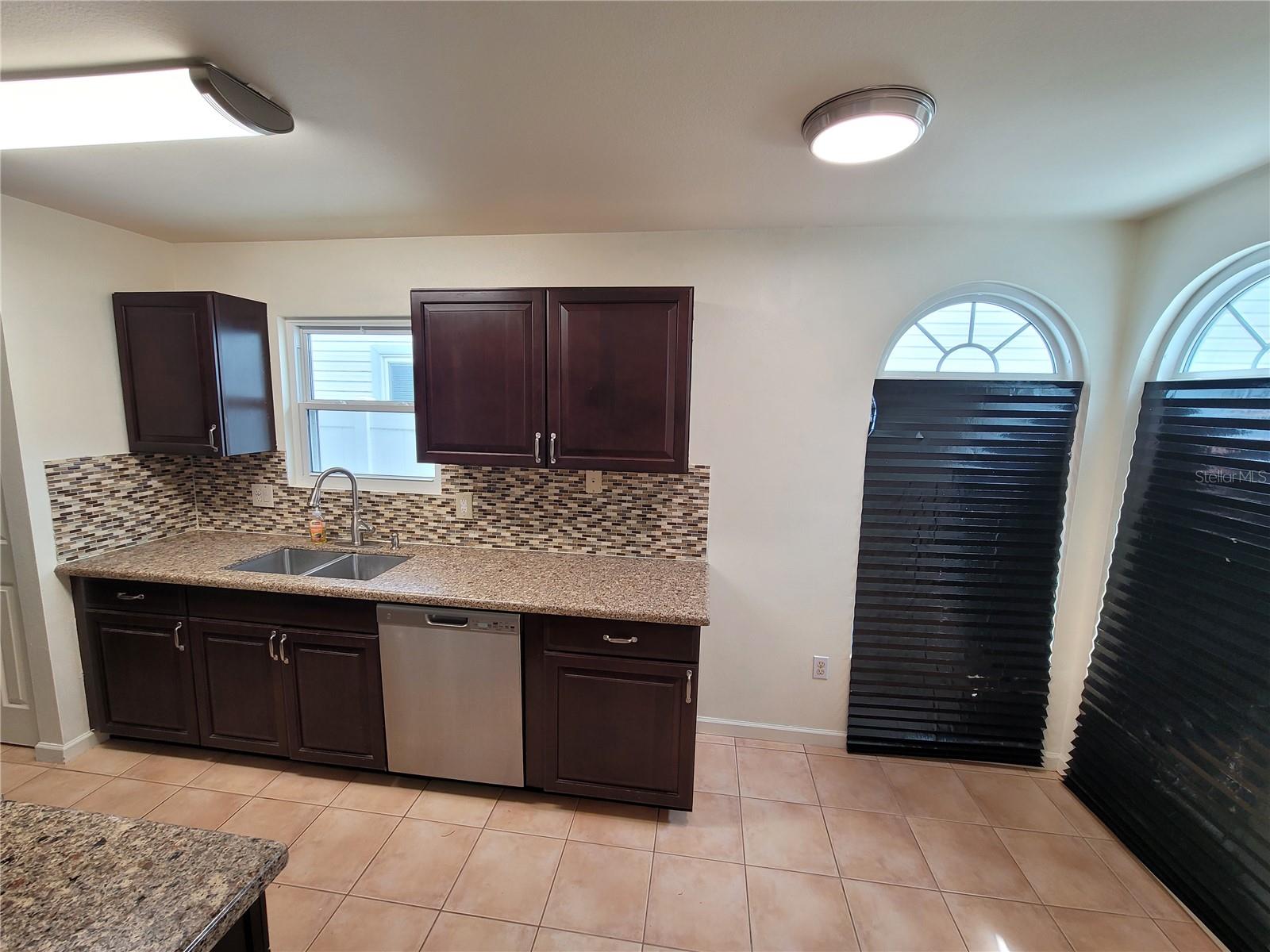 Image 10 of 38 For 10659 Huntridge Road