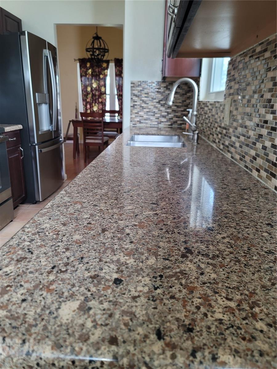 Image 11 of 38 For 10659 Huntridge Road