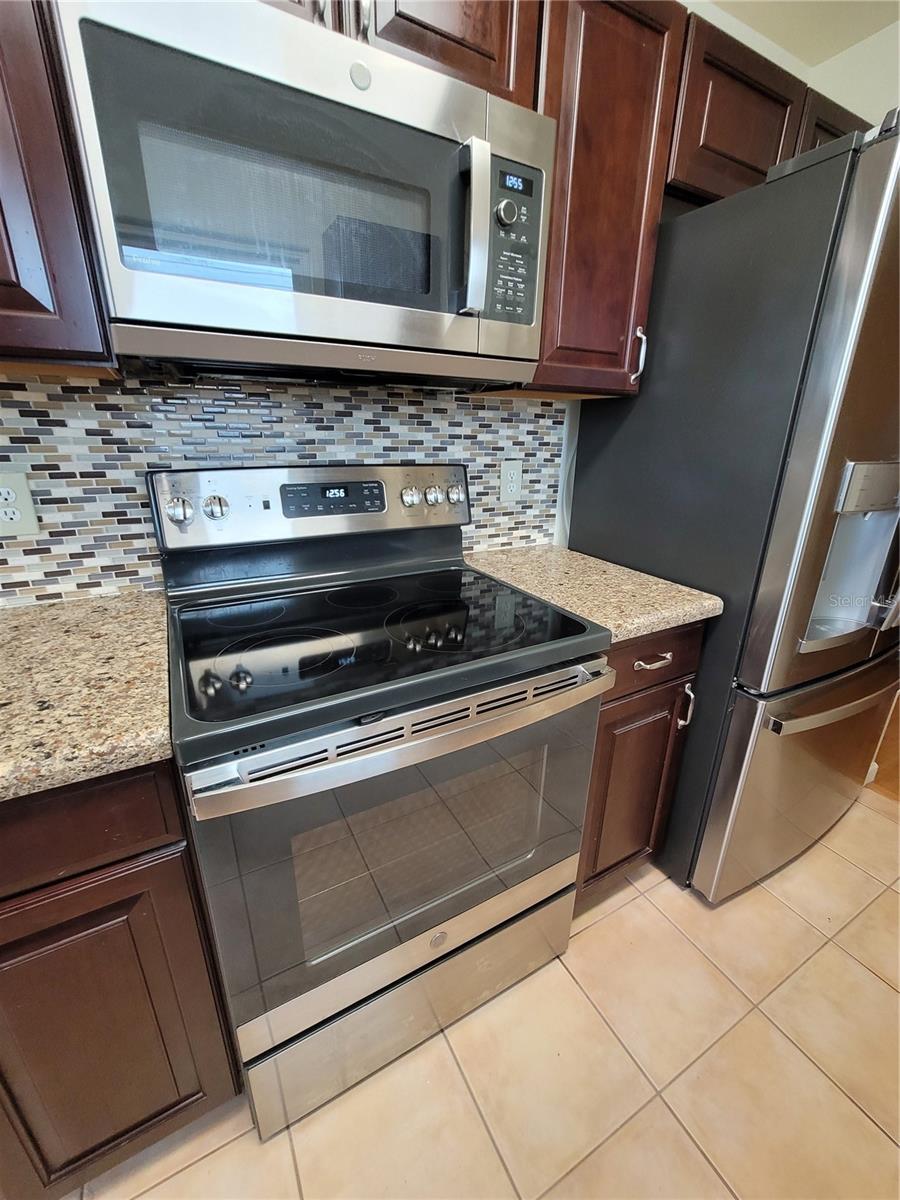 Image 15 of 38 For 10659 Huntridge Road