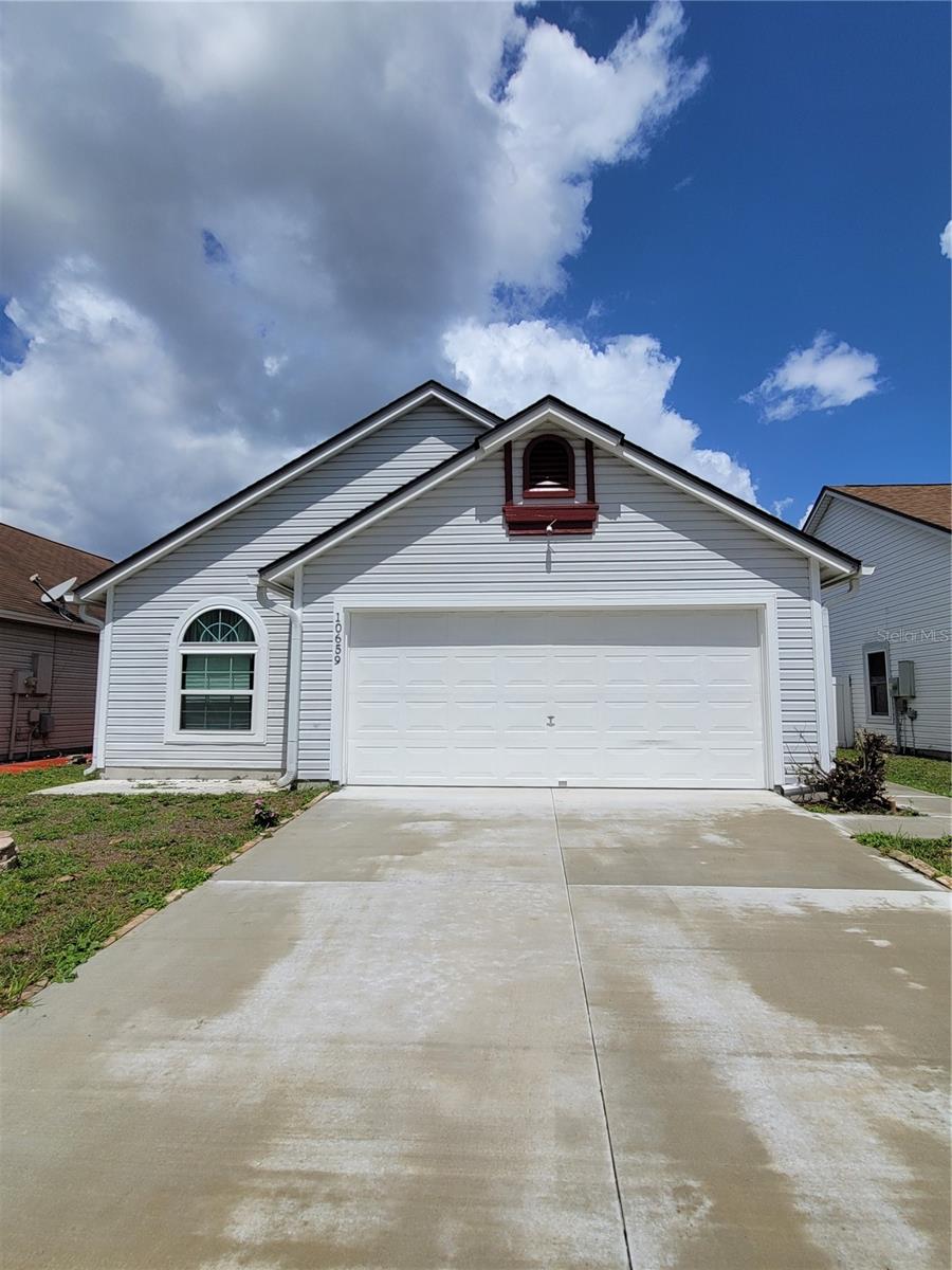 Image 3 of 38 For 10659 Huntridge Road