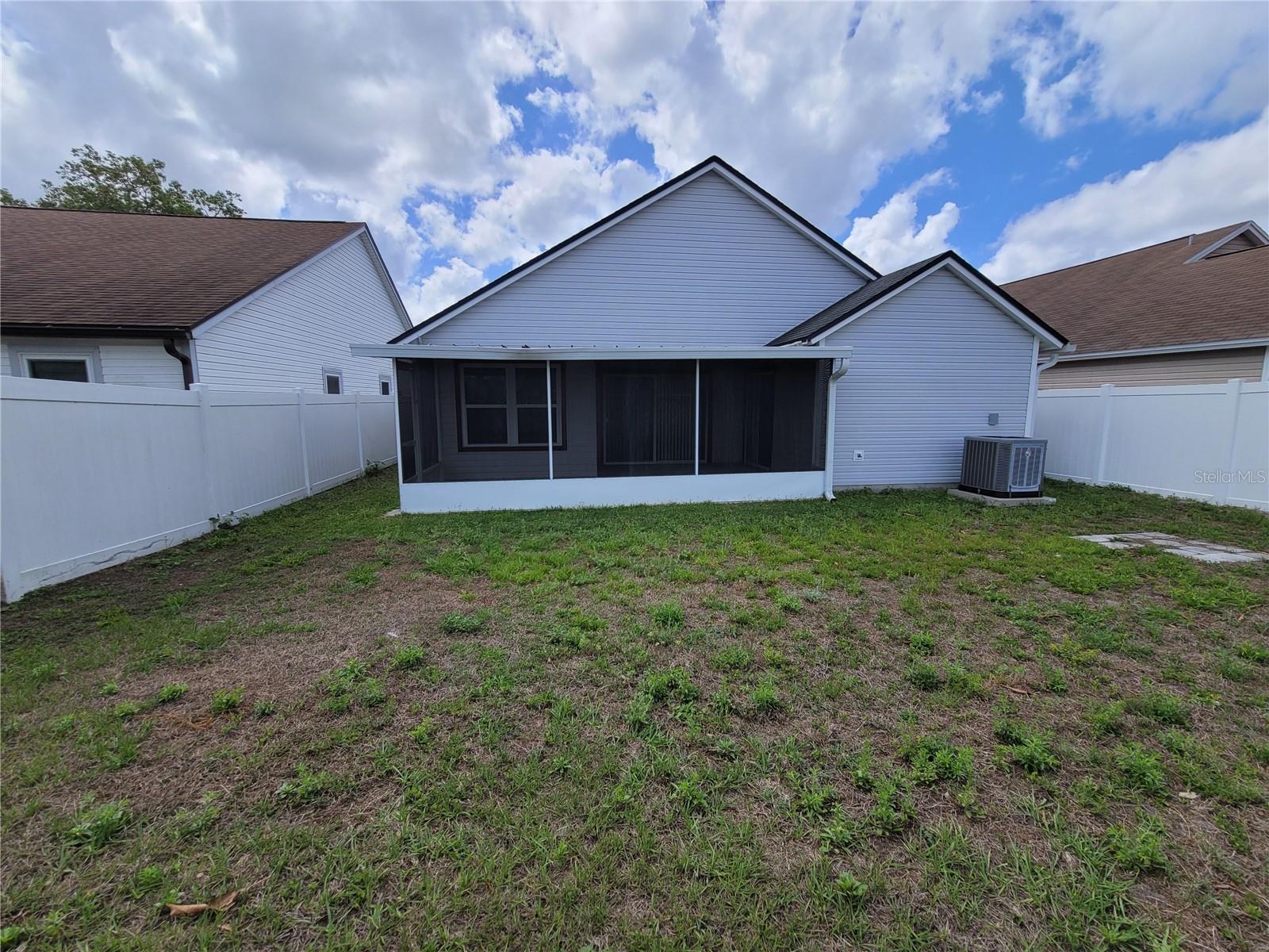 Image 32 of 38 For 10659 Huntridge Road