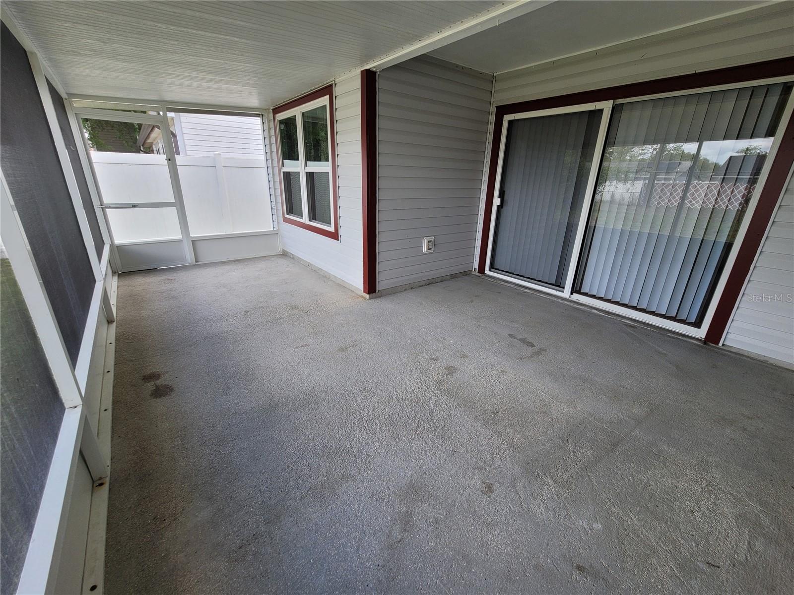 Image 35 of 38 For 10659 Huntridge Road