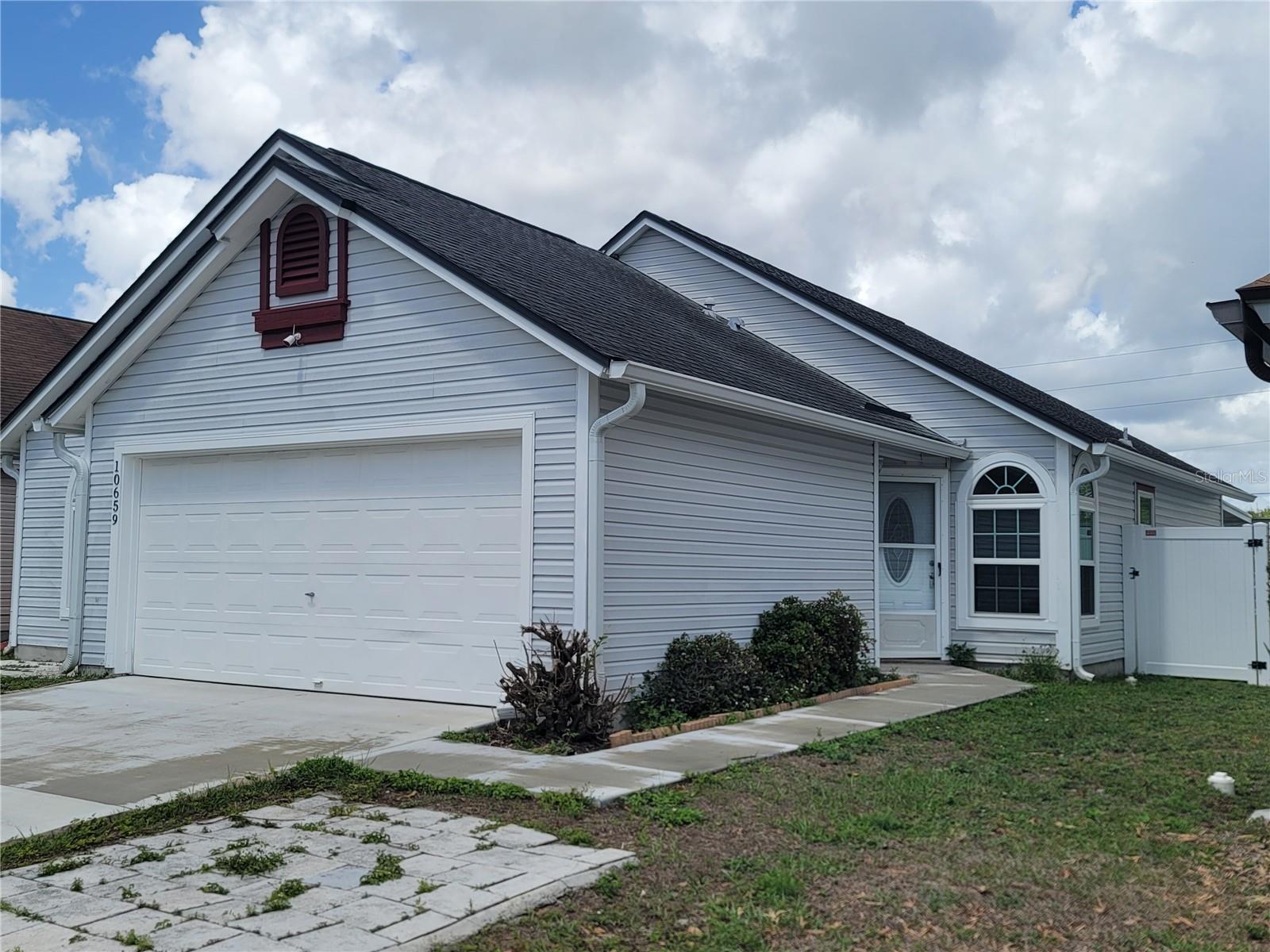 Image 4 of 38 For 10659 Huntridge Road