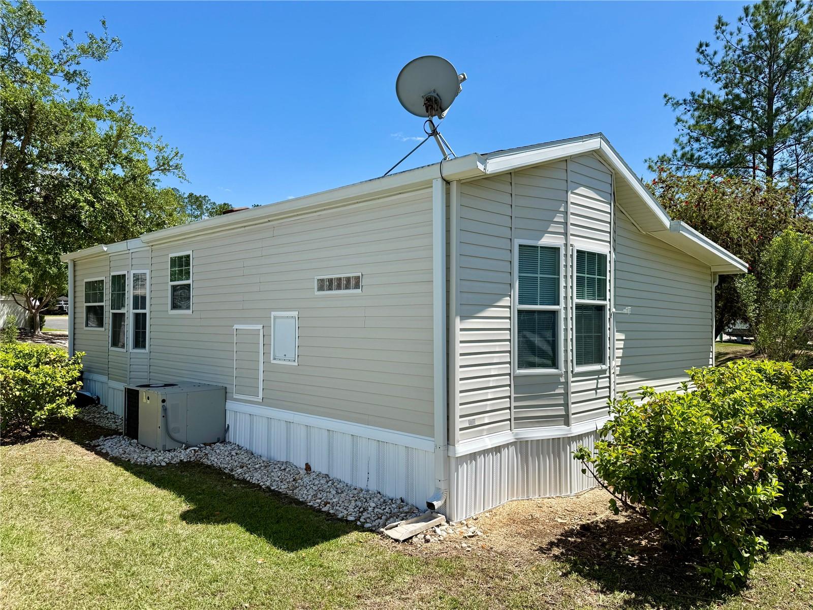 Image 10 of 84 For 3012 104th Avenue