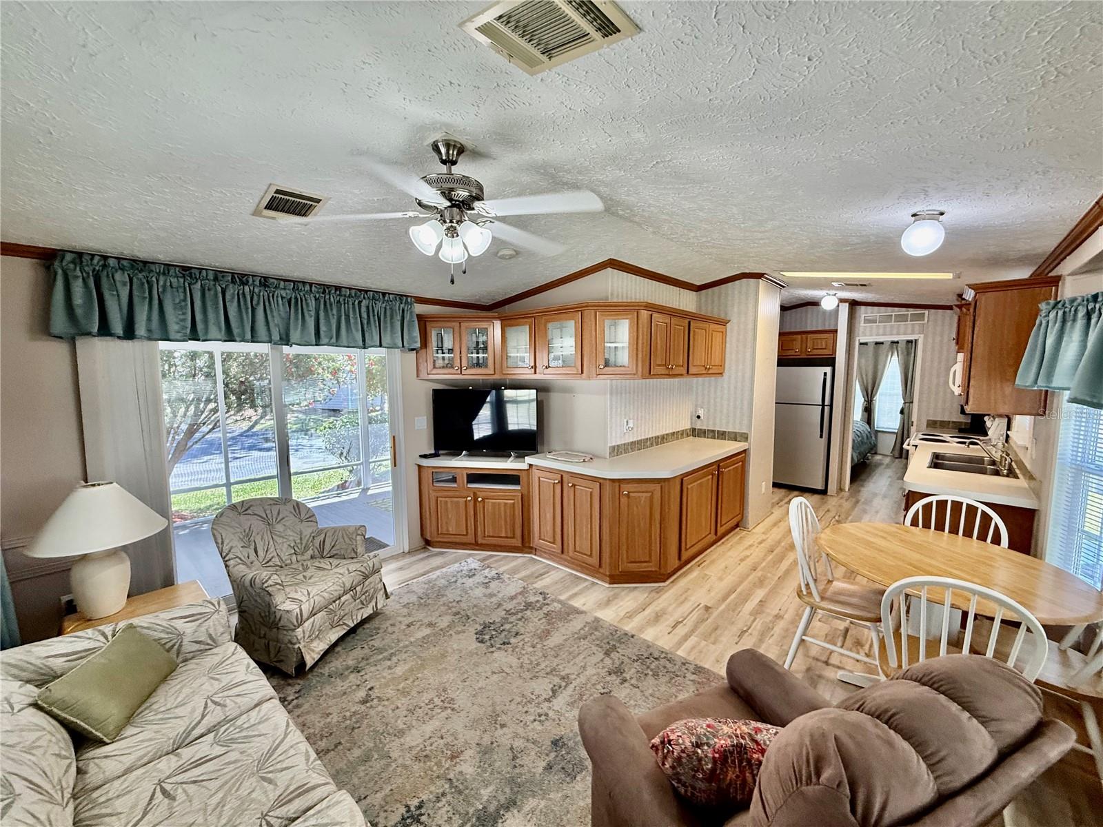 Image 18 of 84 For 3012 104th Avenue