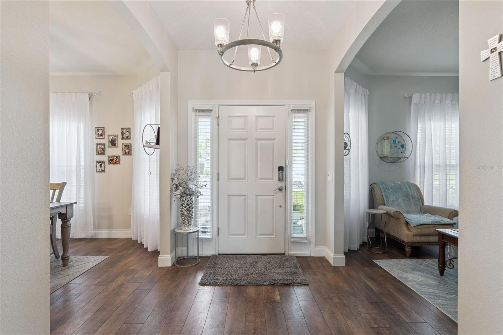 Image 2 of 32 For 703 Cypress Oak Circle