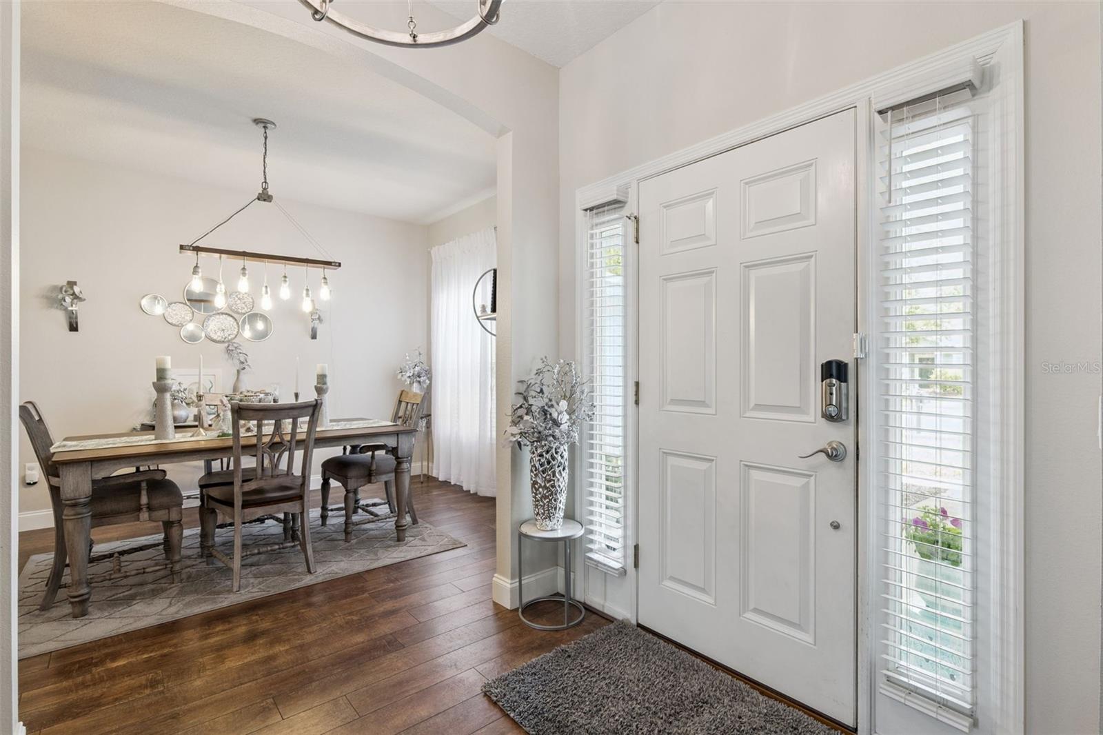 Image 3 of 32 For 703 Cypress Oak Circle