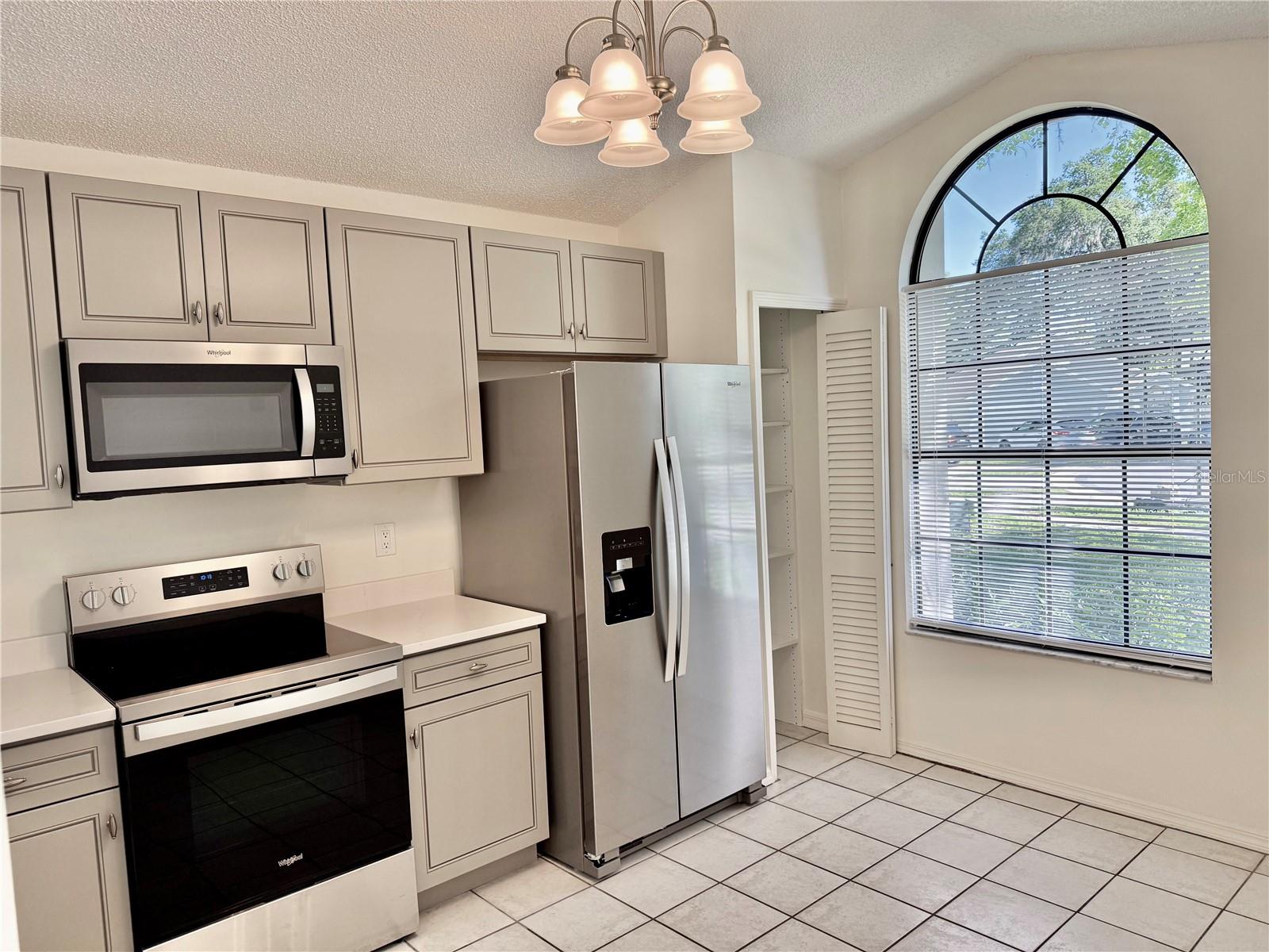 Image 11 of 48 For 1720 Waterbeach Court