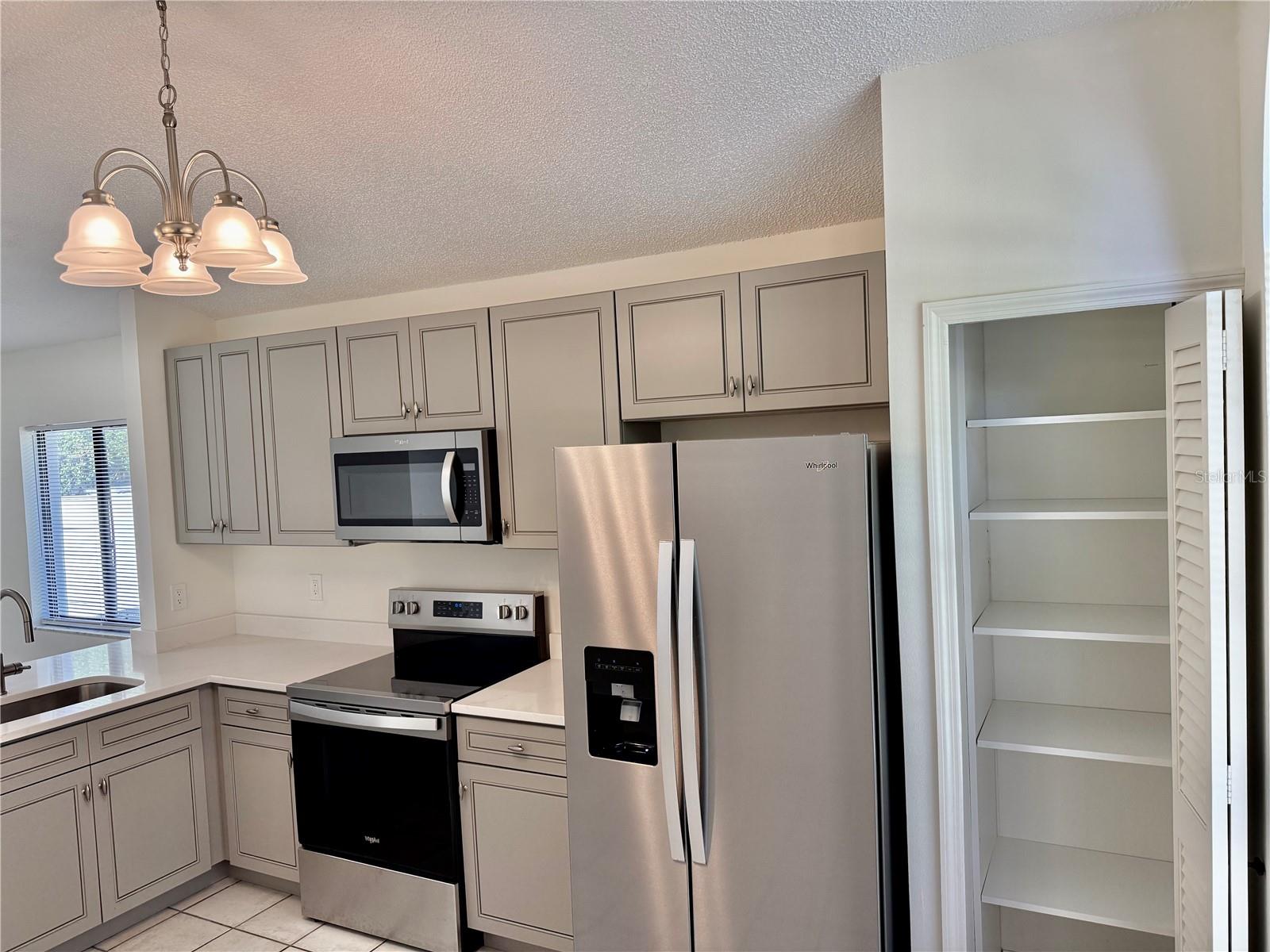 Image 12 of 48 For 1720 Waterbeach Court