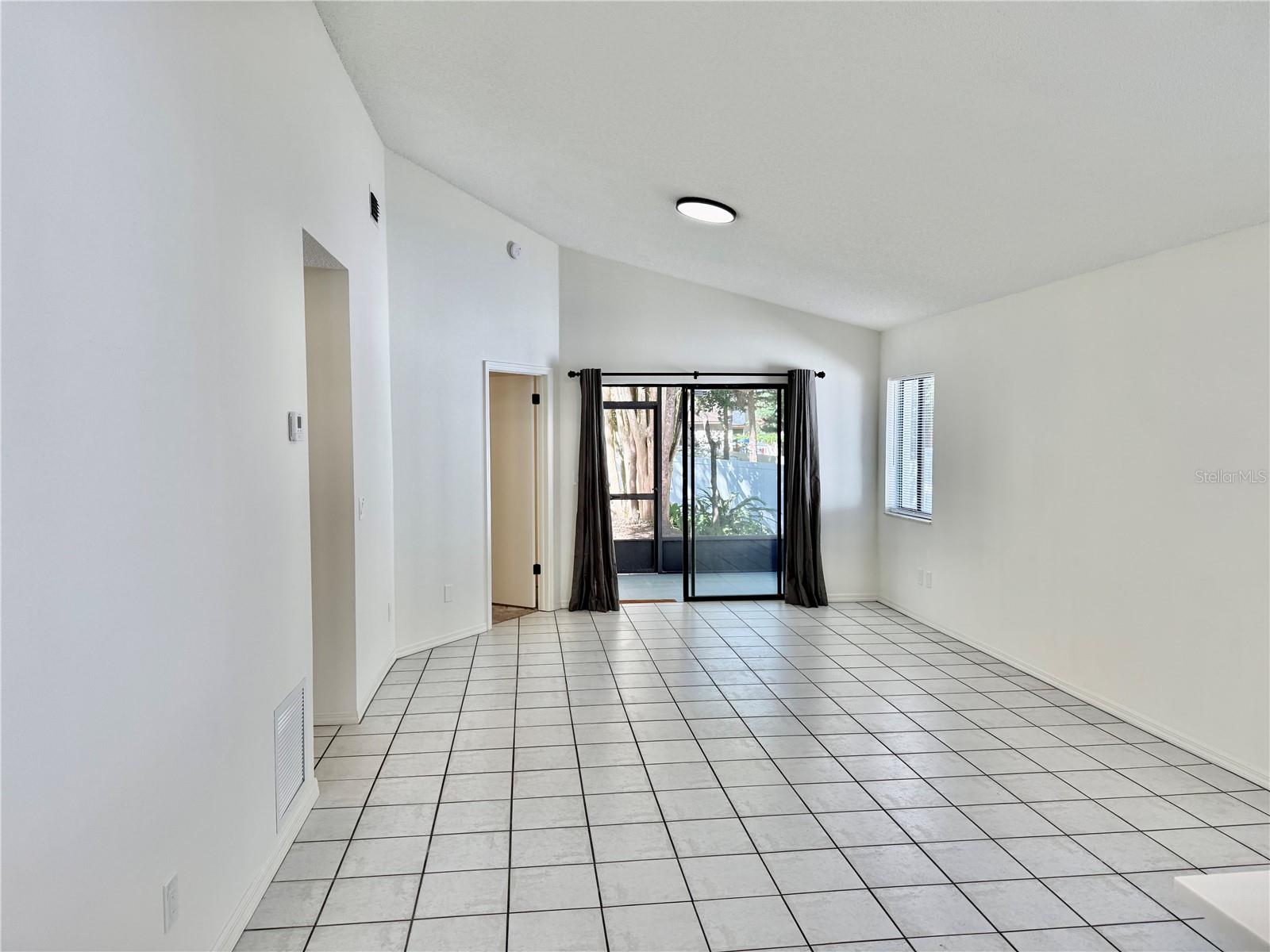 Image 16 of 48 For 1720 Waterbeach Court