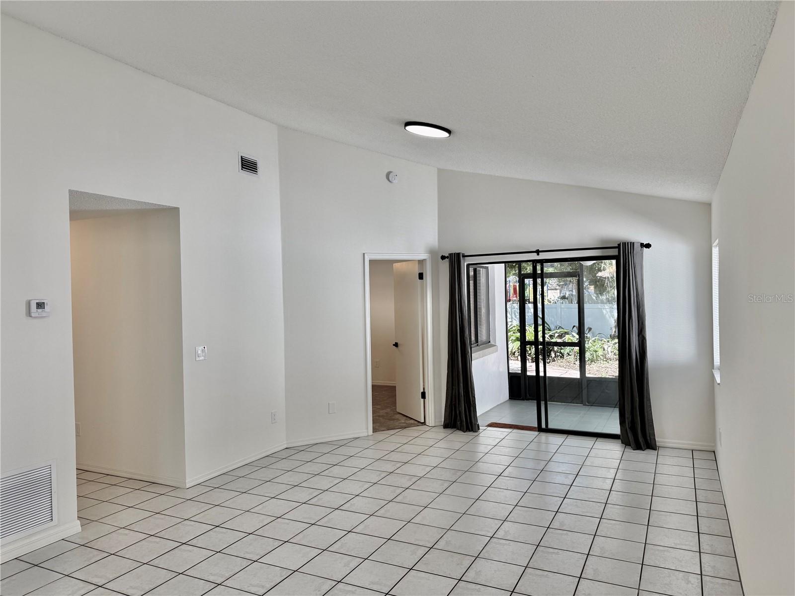 Image 17 of 48 For 1720 Waterbeach Court