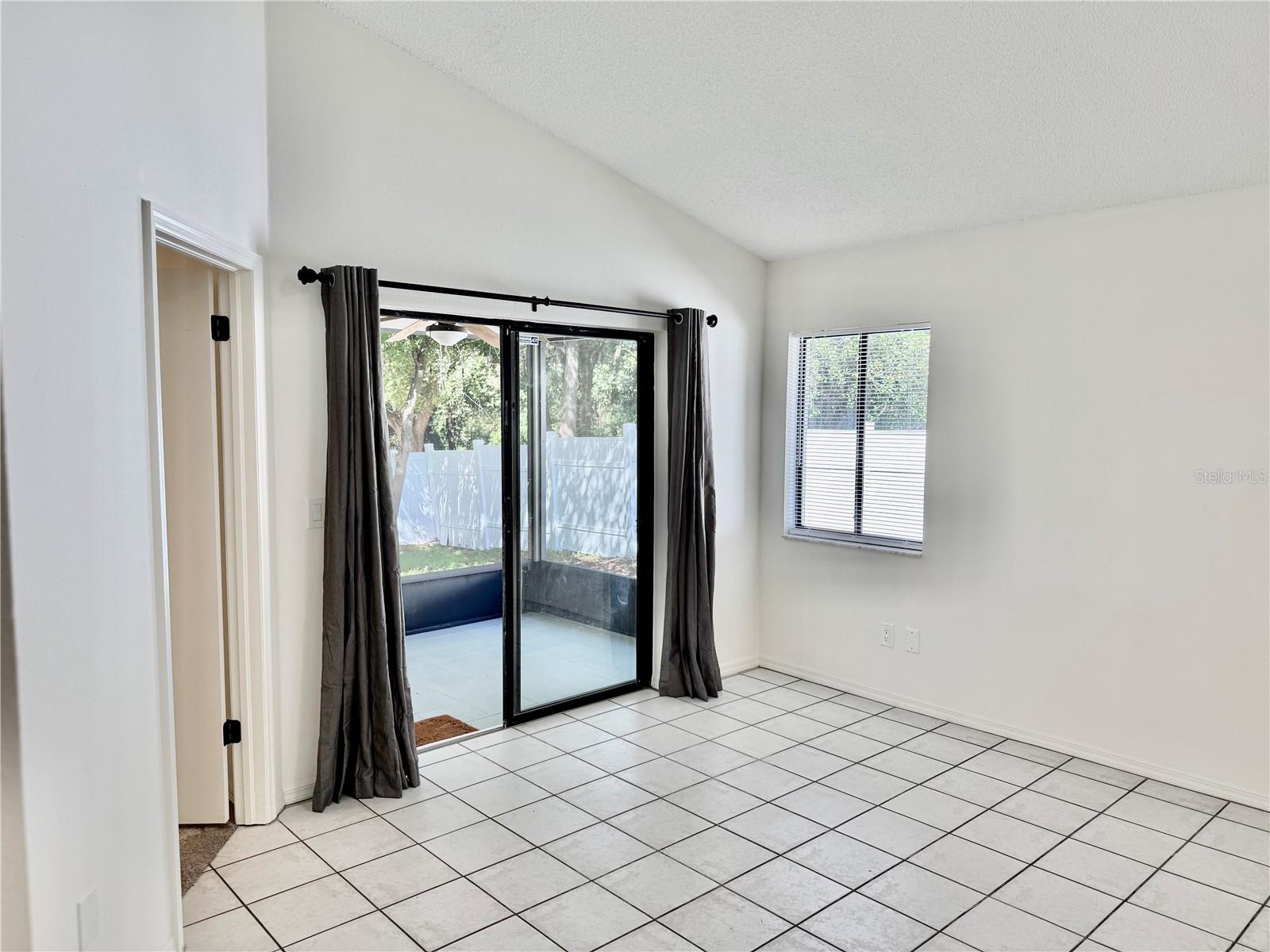 Image 18 of 48 For 1720 Waterbeach Court