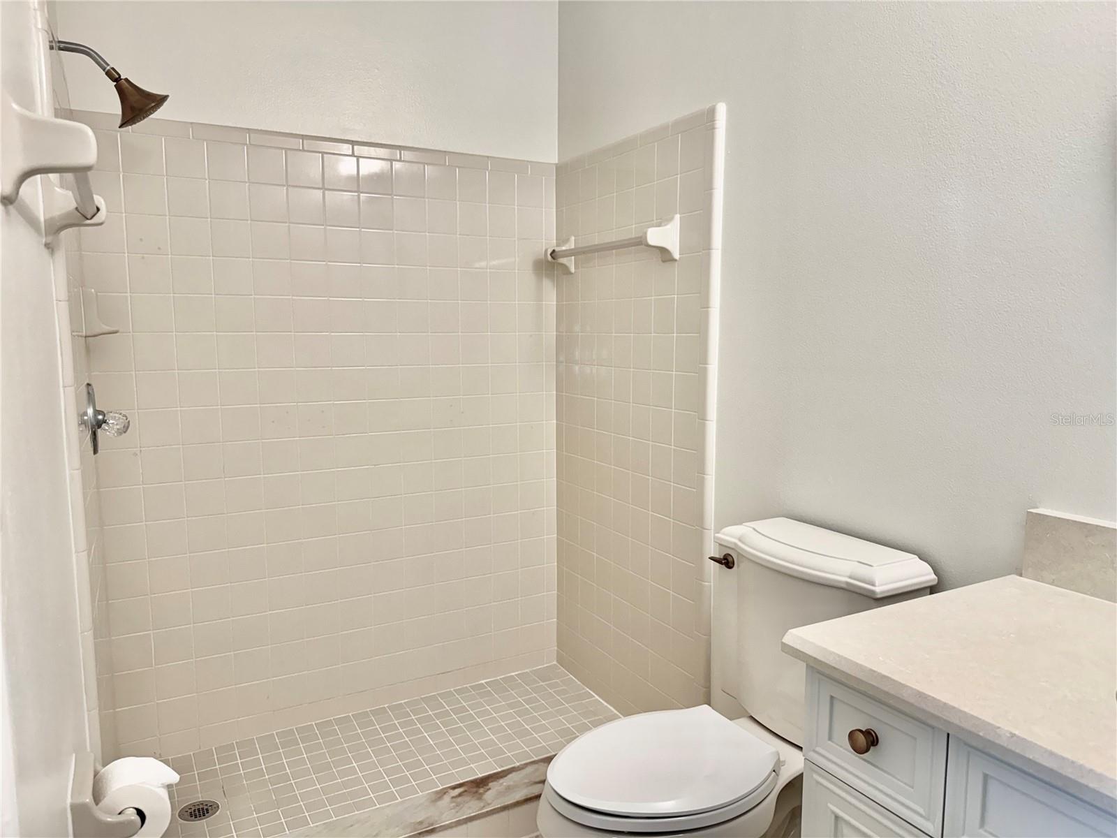 Image 32 of 48 For 1720 Waterbeach Court