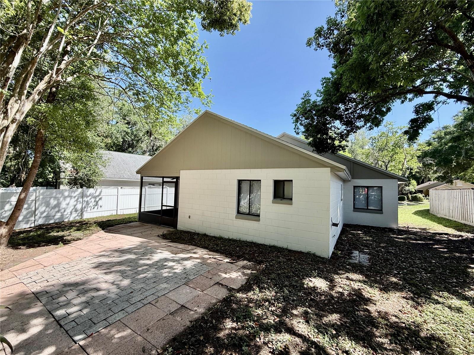 Image 40 of 48 For 1720 Waterbeach Court